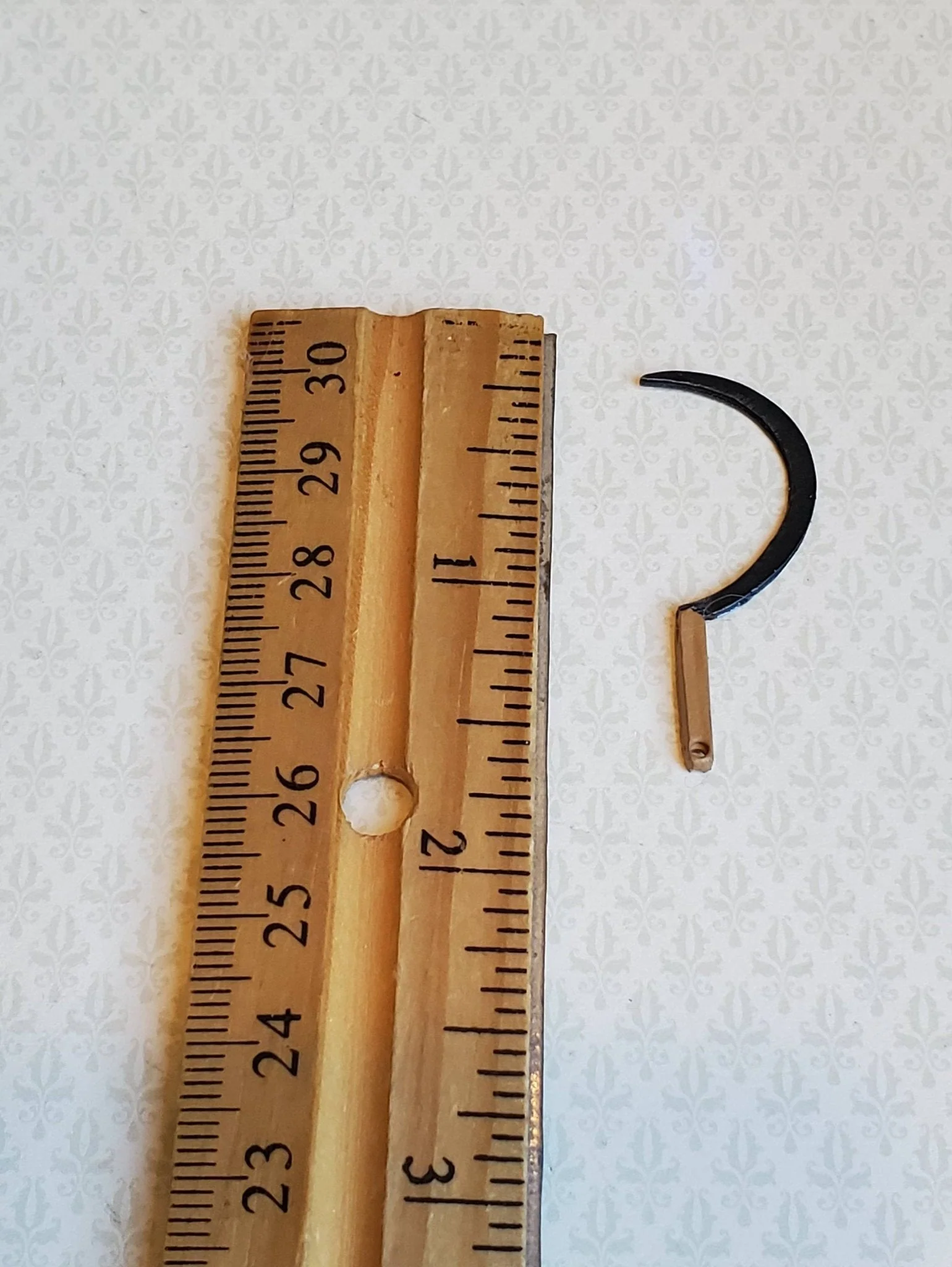 Dollhouse Miniature Sickle Reaping Hook Farm Harvesting Tool 1:12 Scale Metal - Image 3