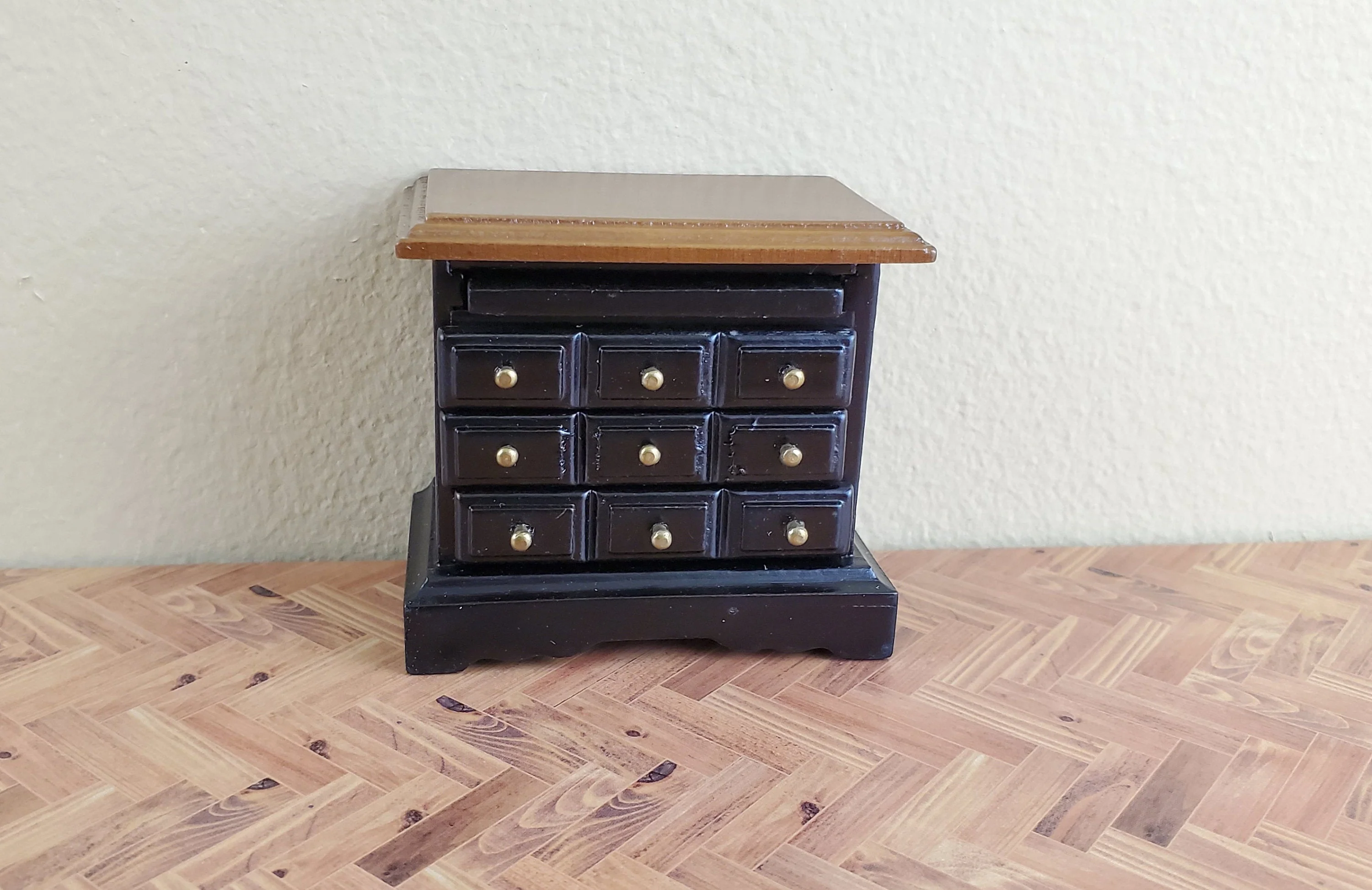 Dollhouse Side Table or Nightstand Black with Drawers 1:12 Scale Miniature Furniture - Image 2