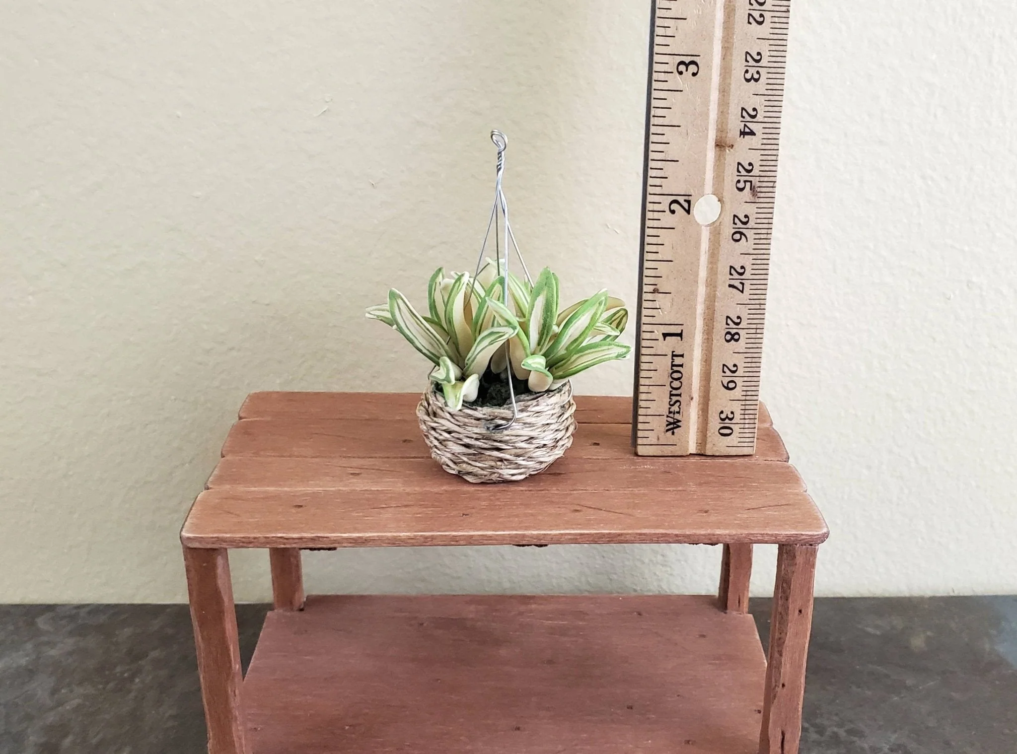 Dollhouse Miniature Spider Plant Hanging Basket 1:12 Scale Houseplant - Image 3