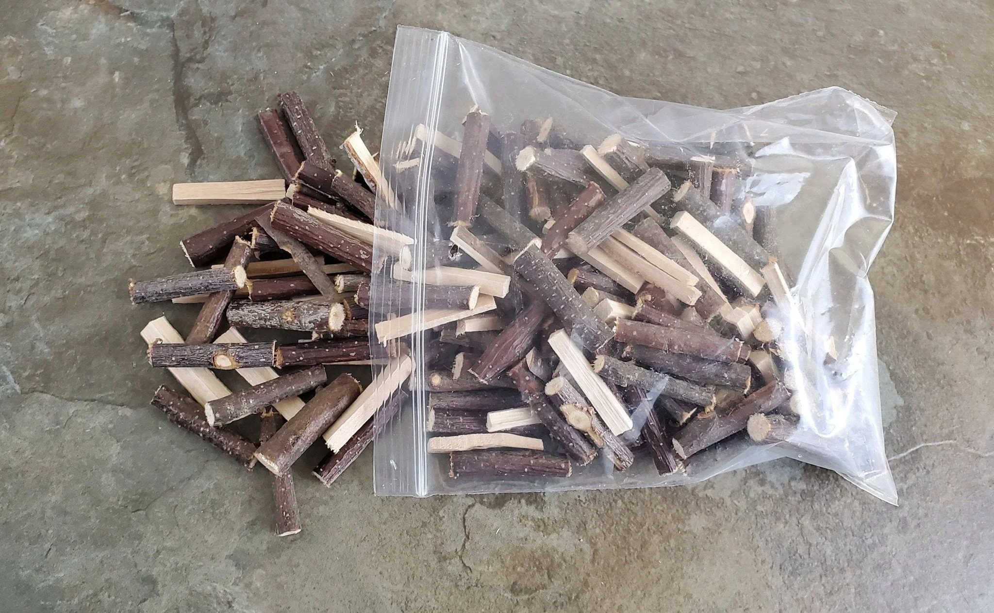 Dollhouse Miniature Split Logs Kindling for Fireplace Firewood 1:12 Scale