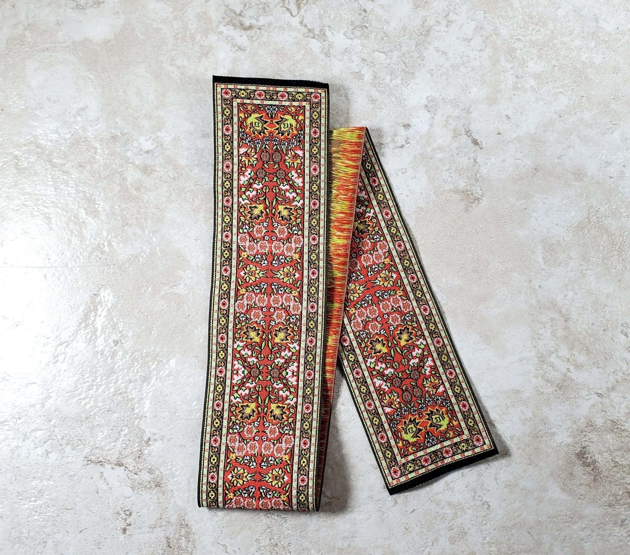 Dollhouse Stair Runner Long Carpet 19.75" x 2" Red & Green 1:12 Scale Miniature