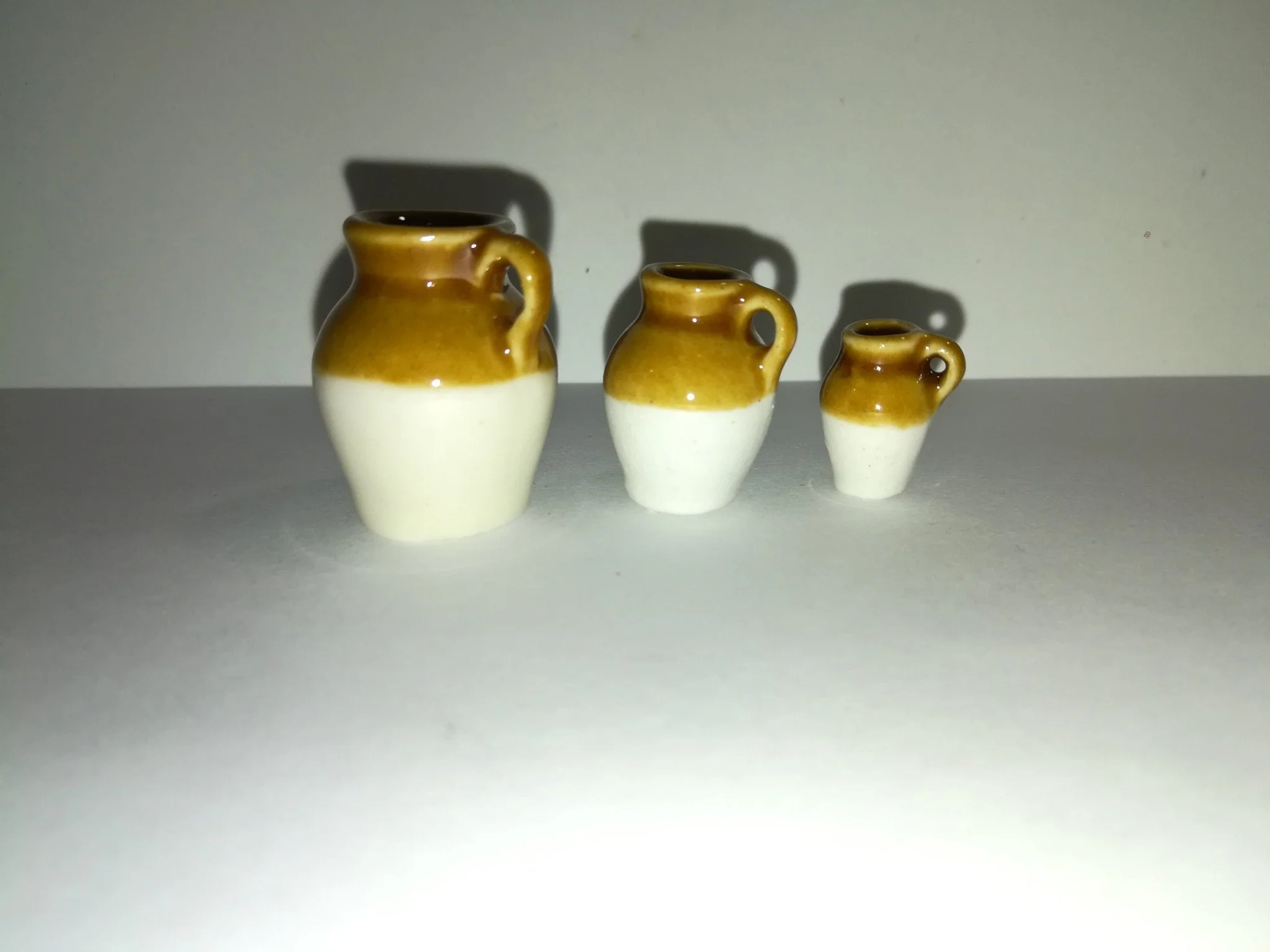 Dollhouse Miniature Stoneware Jugs Crocks Set of 3 1:12 Scale - Image 2