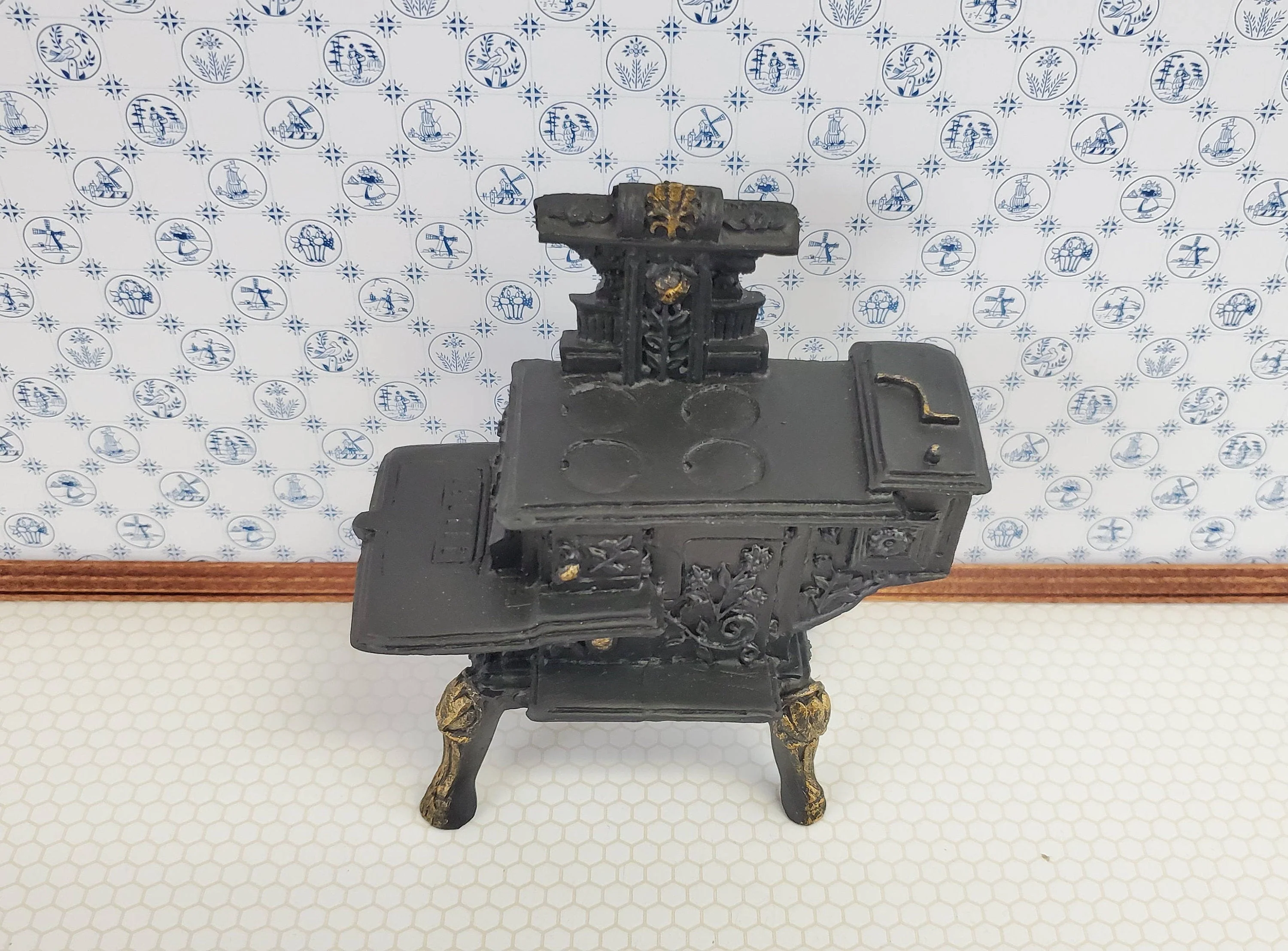 Dollhouse Miniature Stove Oven Small Victorian 1:12 Scale Kitchen Cast Resin - Image 3