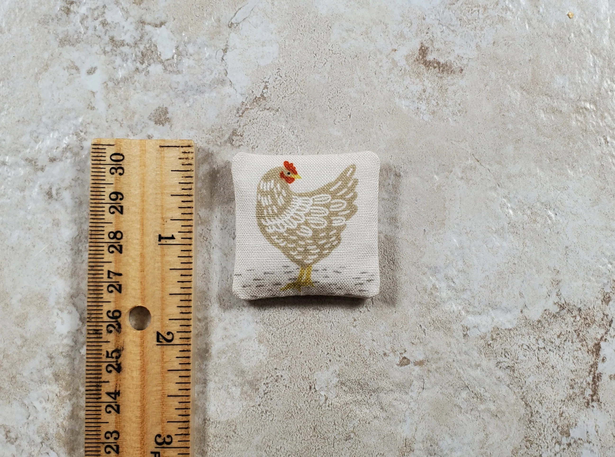 Dollhouse Miniature Tan Hen 1:12 Scale 1 1/2" - Image 3