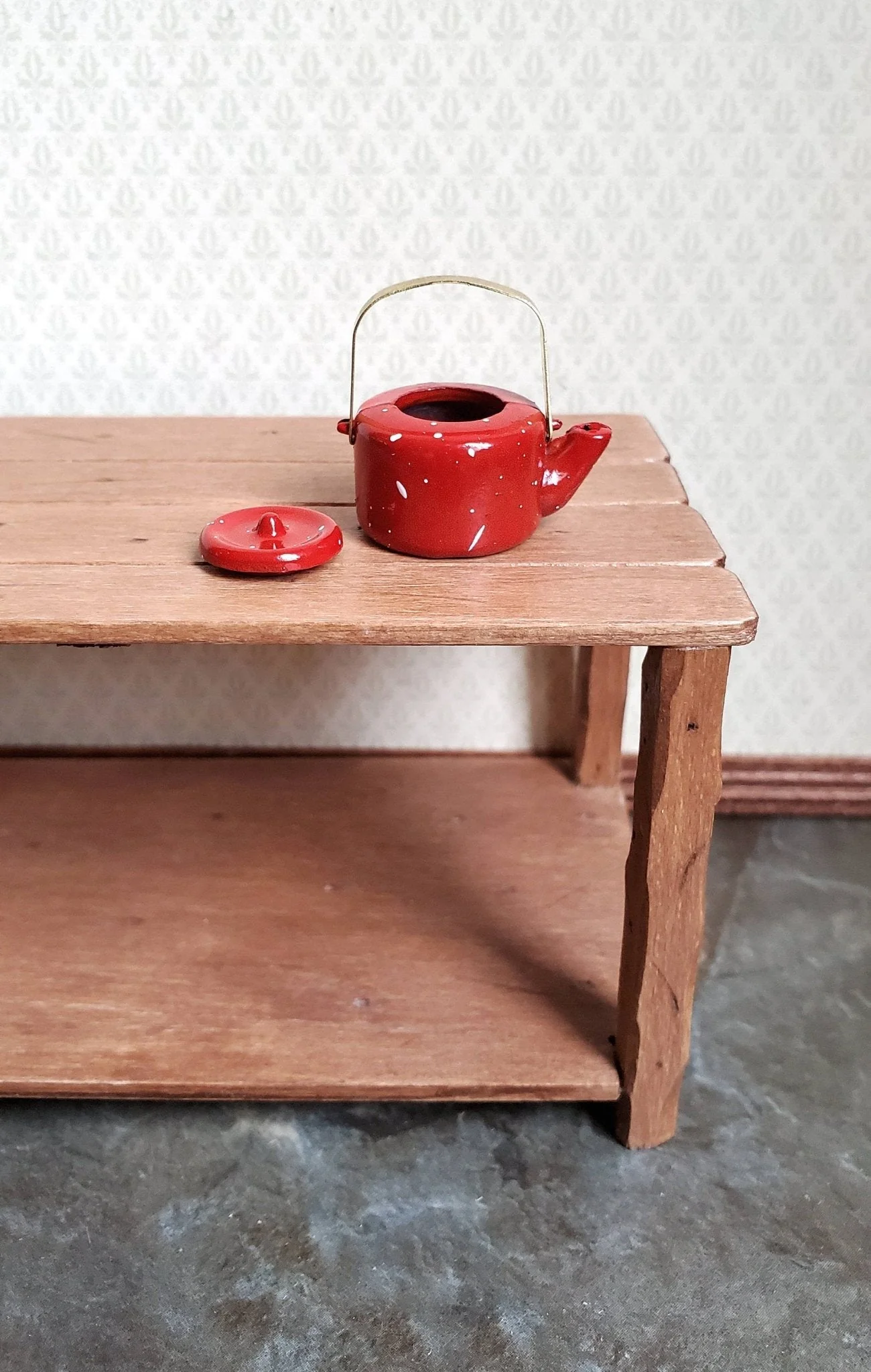 Dollhouse Miniature Teapot Kettle Red Speckled 1:12 Scale Kitchen Accessories - Image 3