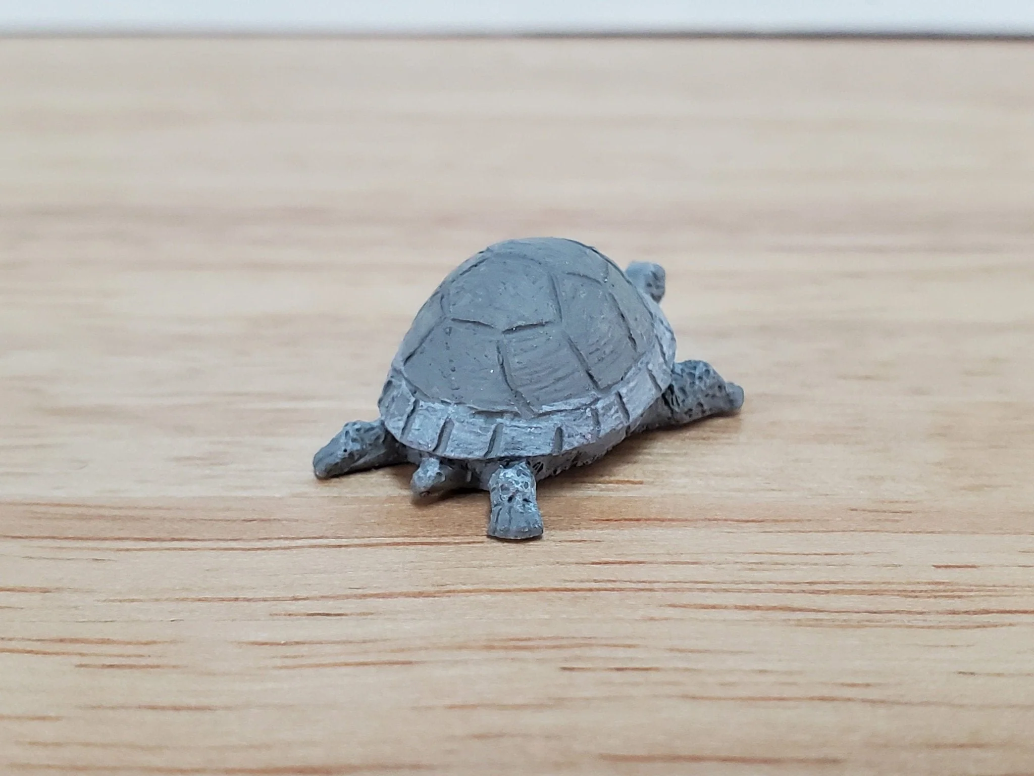 Dollhouse Miniature Tortoise Turtle 1:12 Scale Reptile Pet Resin - Image 4