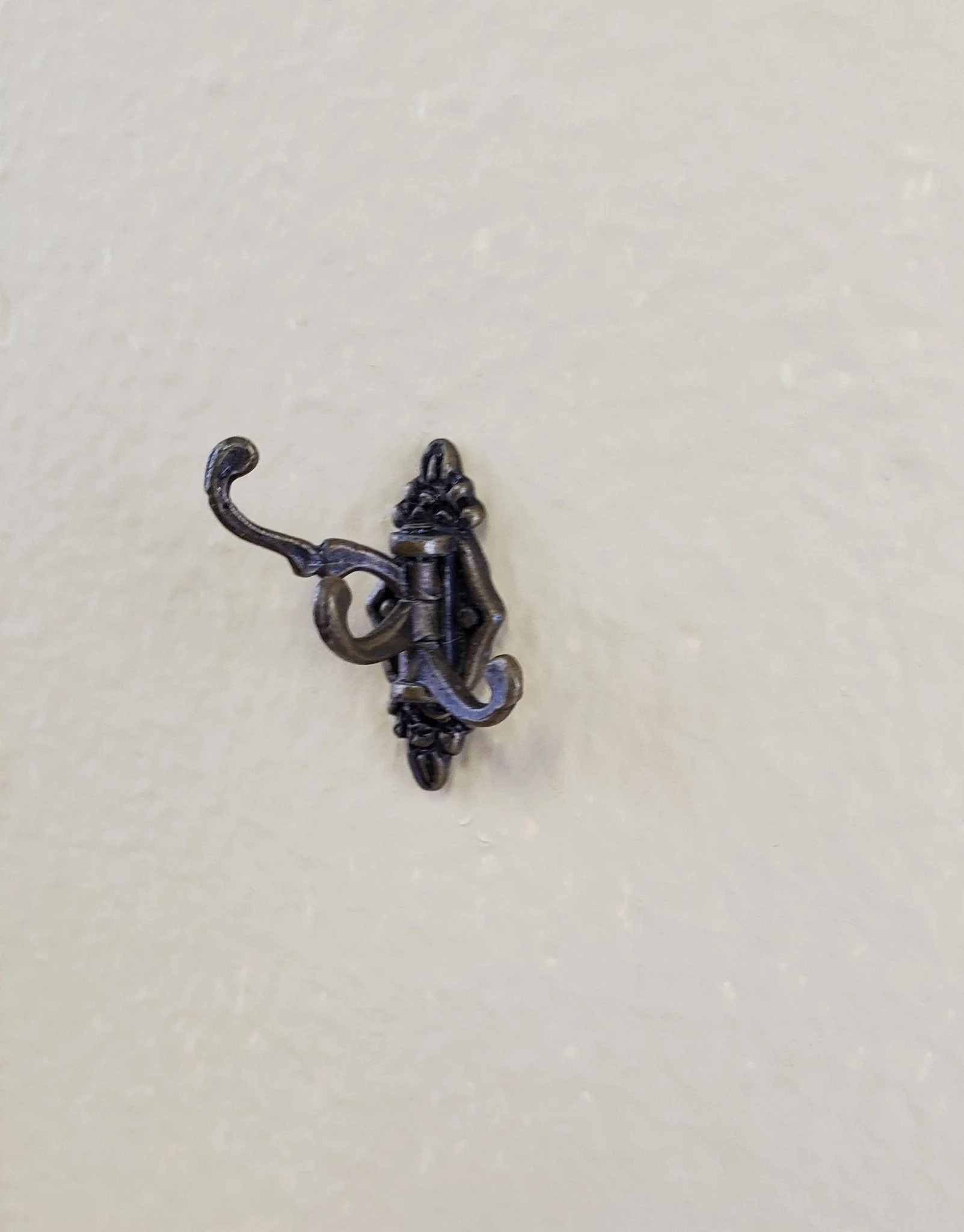 Dollhouse Miniature Triple Hook Moveable Hats Ties 1:12 Scale Antique Bronze Finish