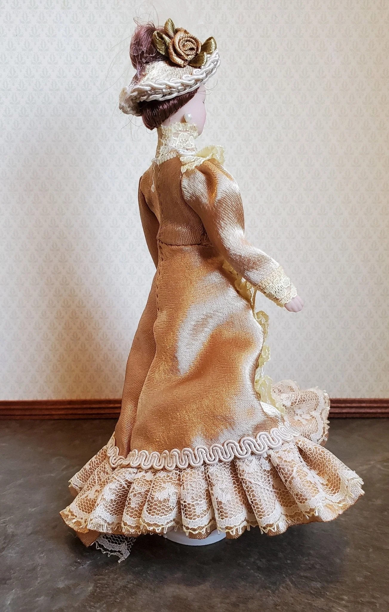 Dollhouse Victorian Doll Porcelain Fancy Lace Dress and Hat 1:12 Scale Woman - Image 5