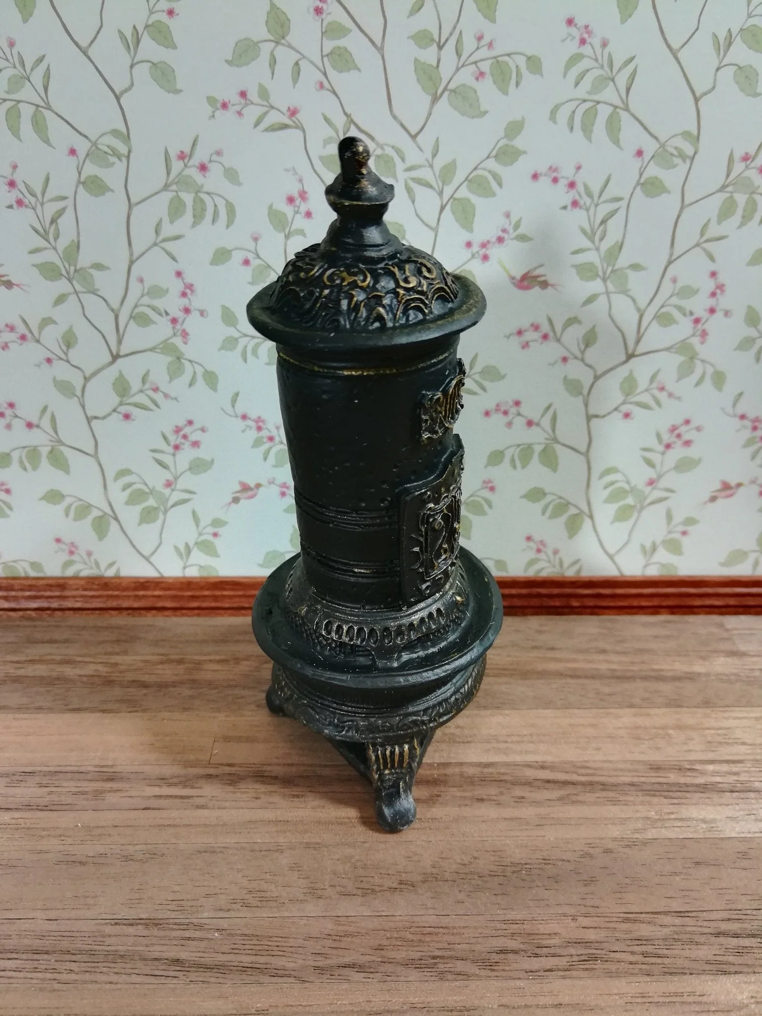 Dollhouse Miniature Victorian Stove Parlour Heating Small 1:12 Scale parlor - Image 2