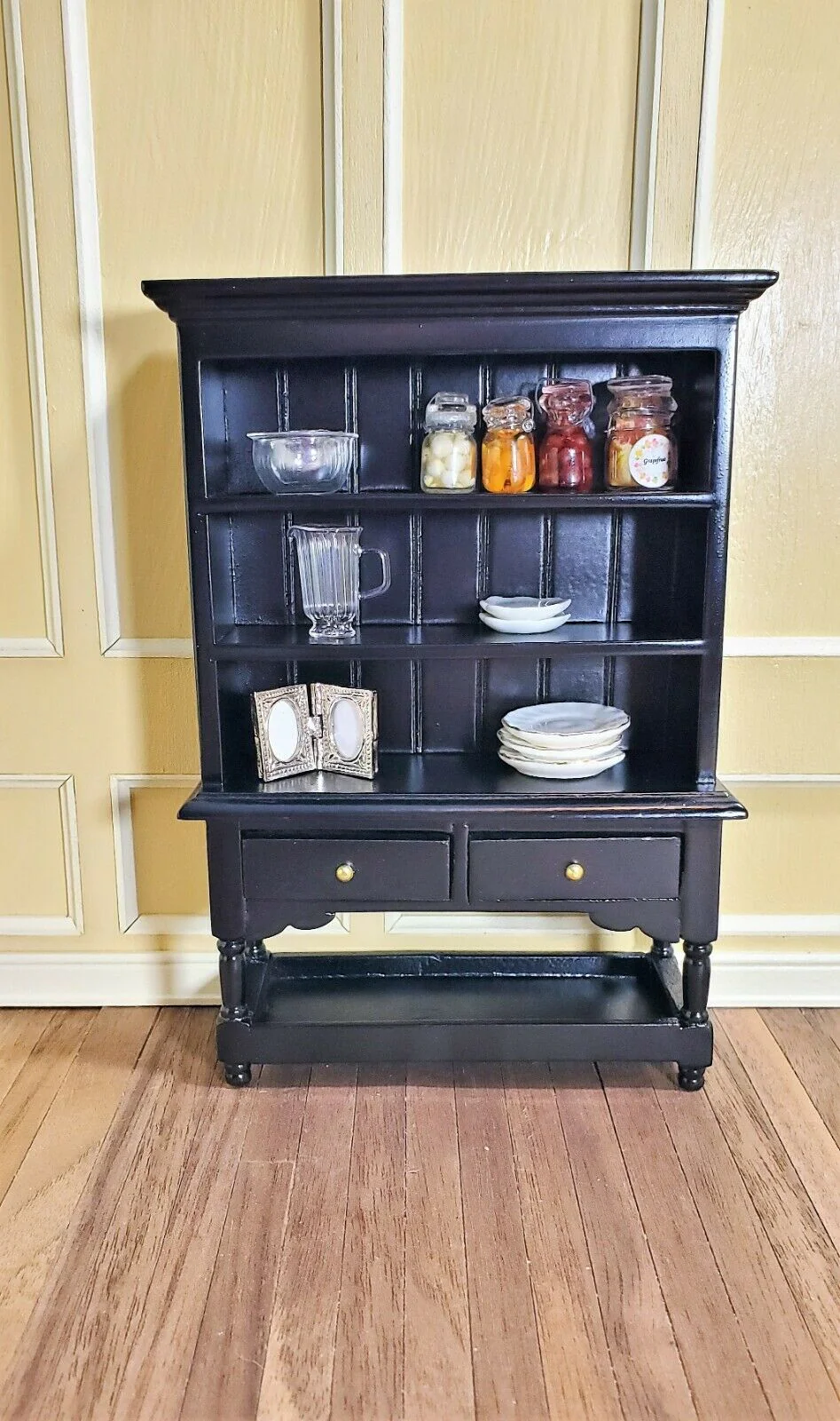 Dollhouse Miniature Welsh Kitchen Cabinet Cupboard 1:12 Scale Black Finish - Image 4