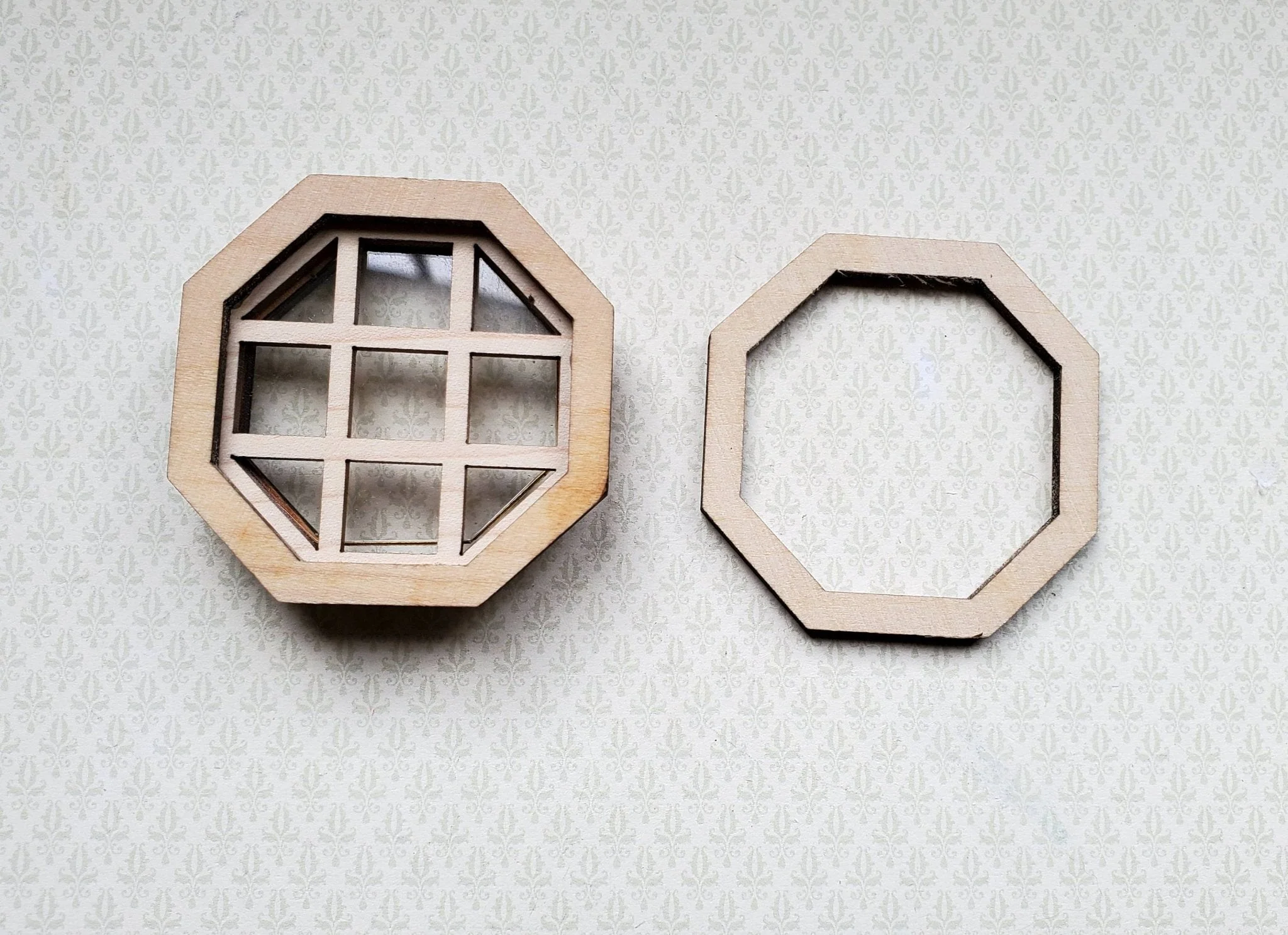 Dollhouse Miniature Window Octagon Small Wood with Acrylic 1:12 Scale