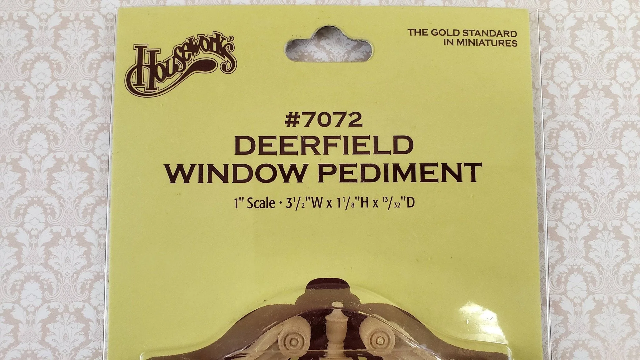 Dollhouse Miniature Window Pediment Ram's Head Wood 1:12 Scale Houseworks #7072 - Image 3
