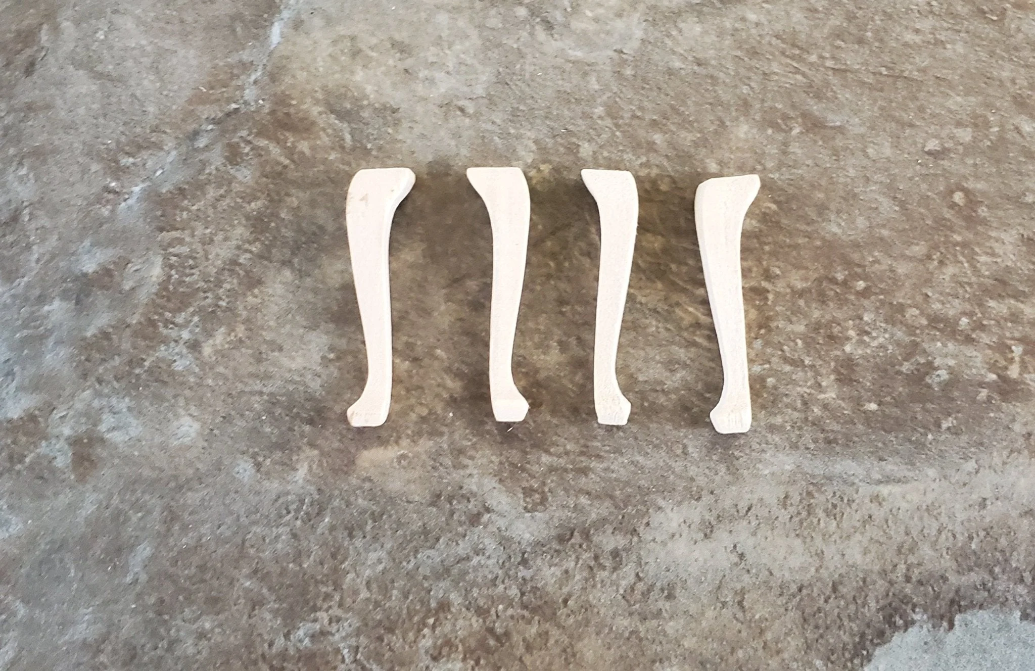Dollhouse Miniature Wood Cabriole Legs for Furniture Medium Size x4 Pieces 1:12 Scale 1 5/8"