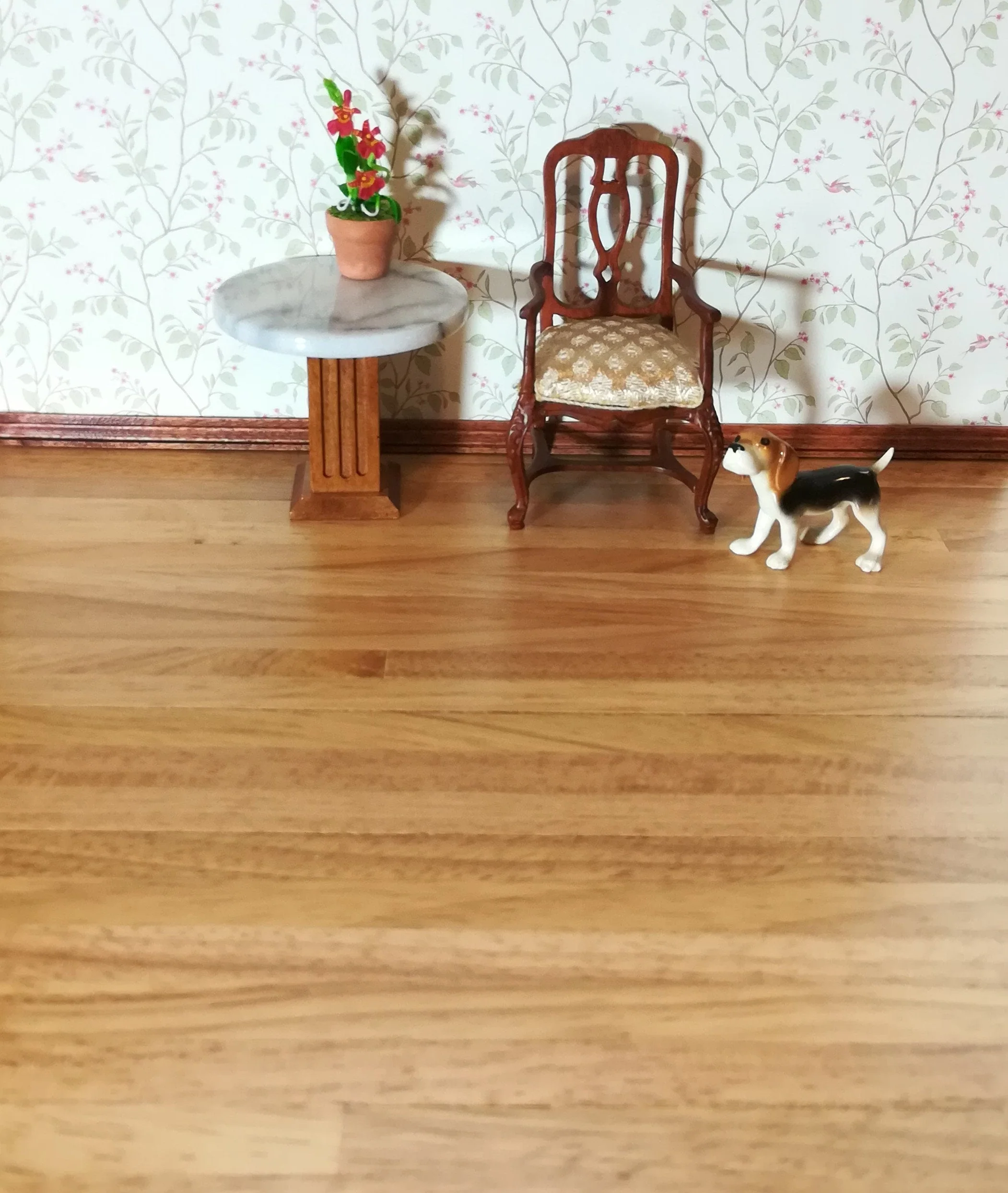 Dollhouse Miniature Wood Flooring Wide Planks Light Oak Gloss Finish 18" x 12" - Image 3