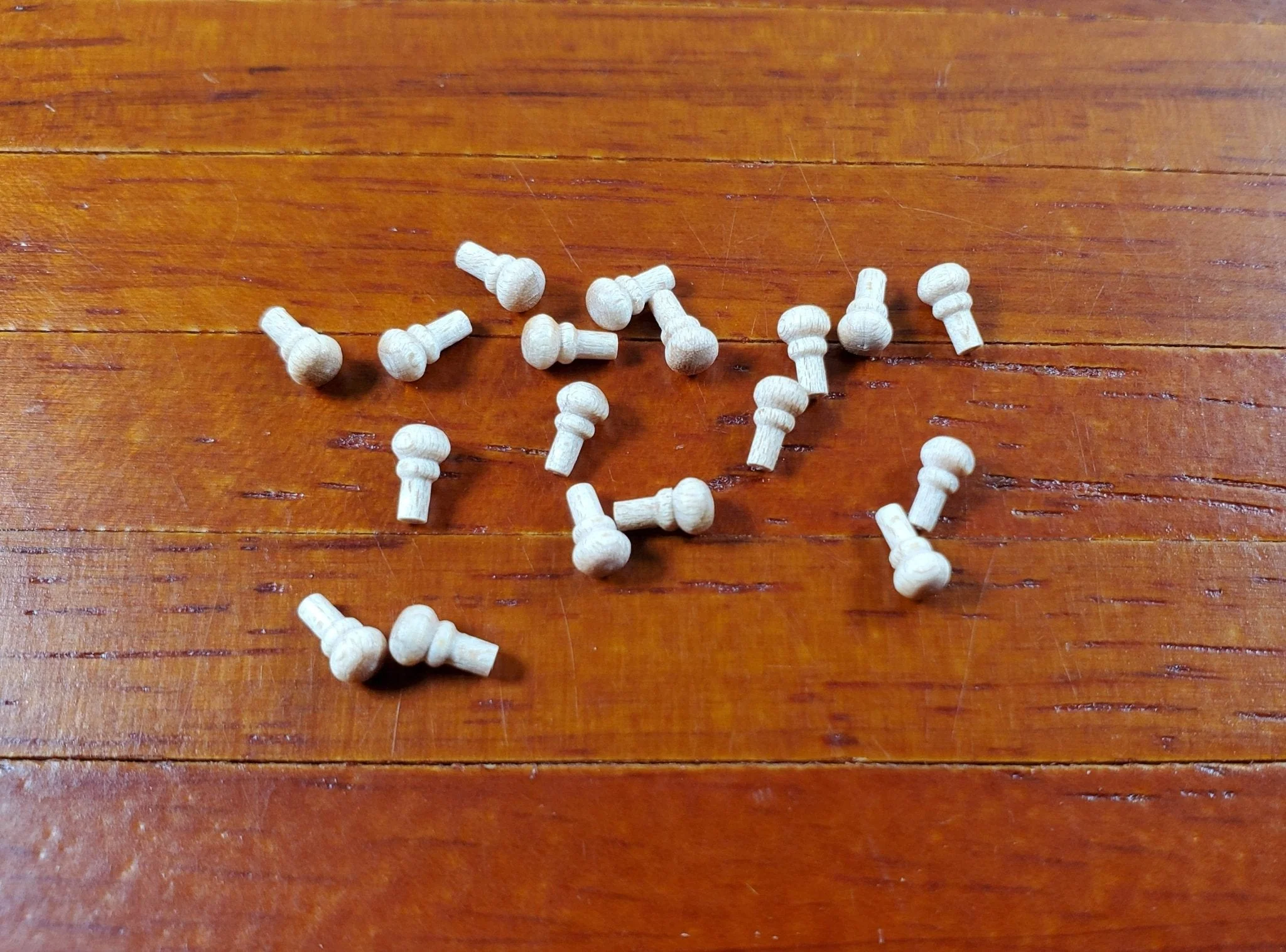 Dollhouse Wood Knobs or Drawer Pulls Small 18 Pieces 1:12 Scale Miniatures