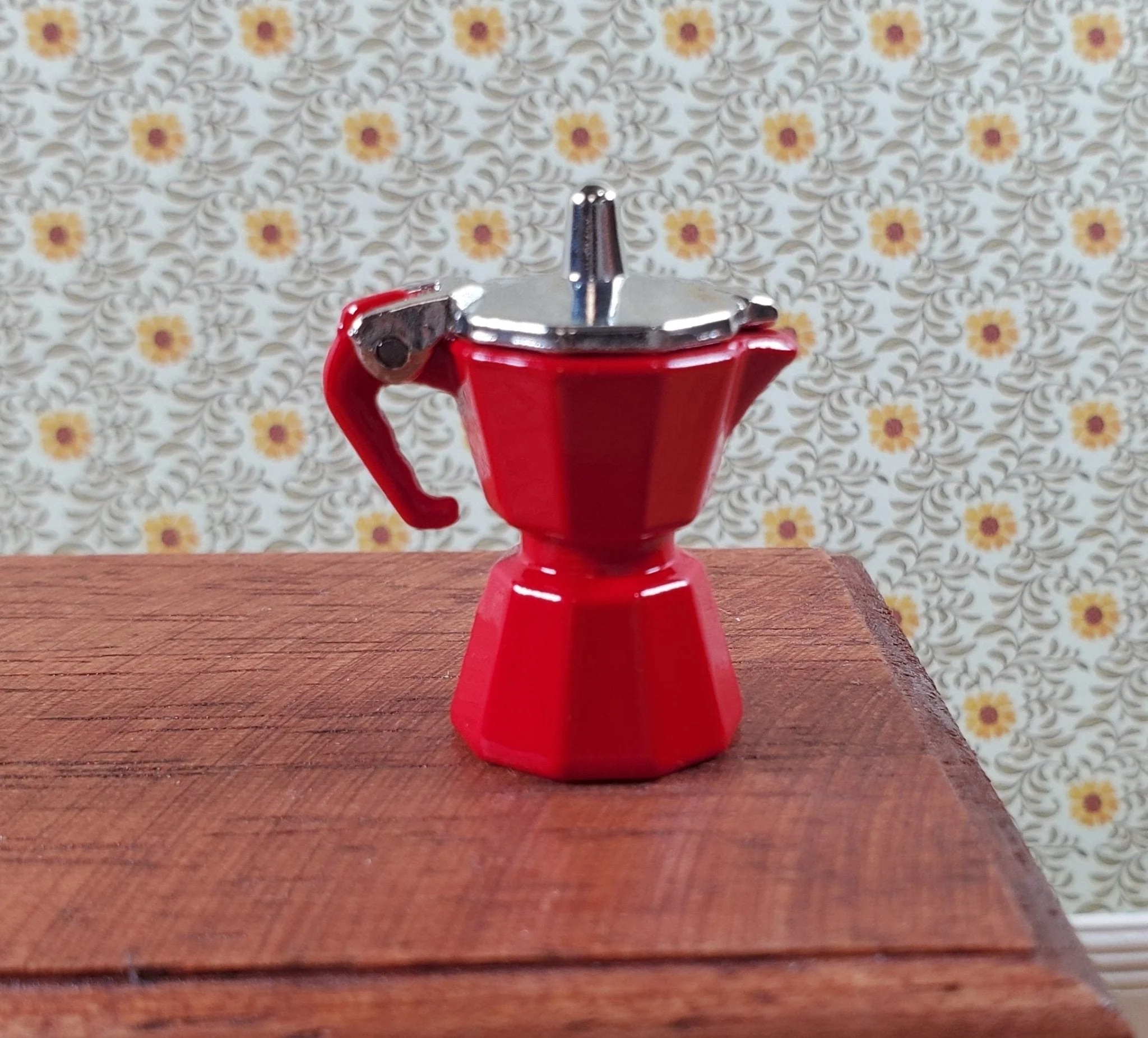 Dollhouse Moka Coffee Pot Maker Opening Top Red Metal 1:12 Scale Kitchen