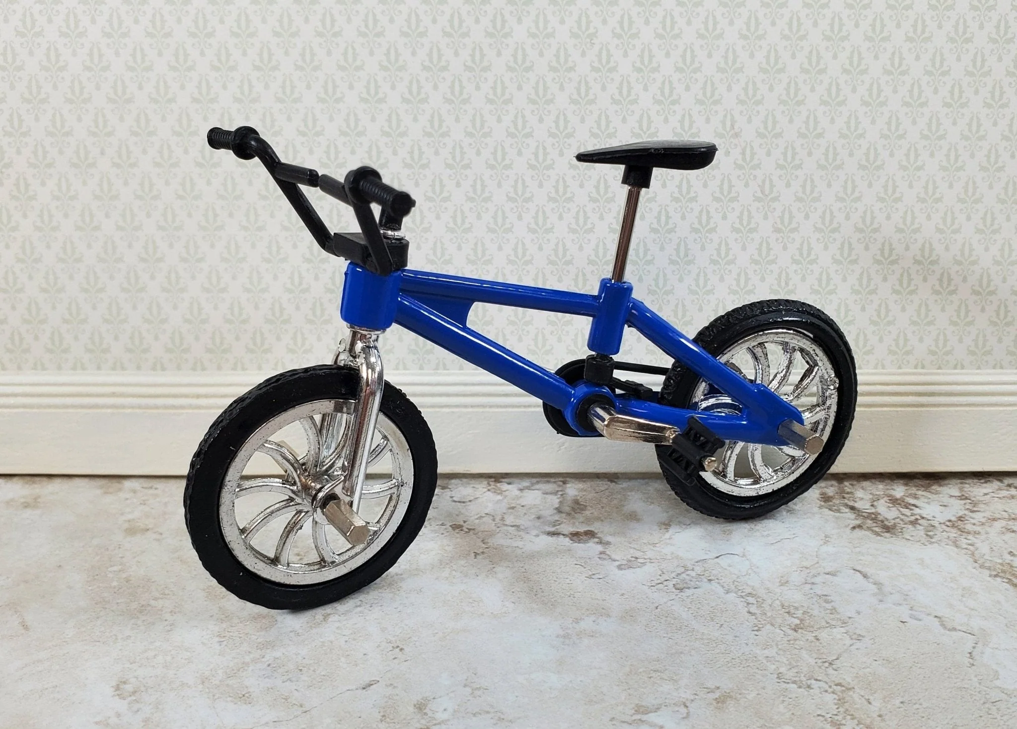 Dollhouse Mountain Bike Bicycle Blue & Black 1:12 Scale Miniature Moveable - Image 2