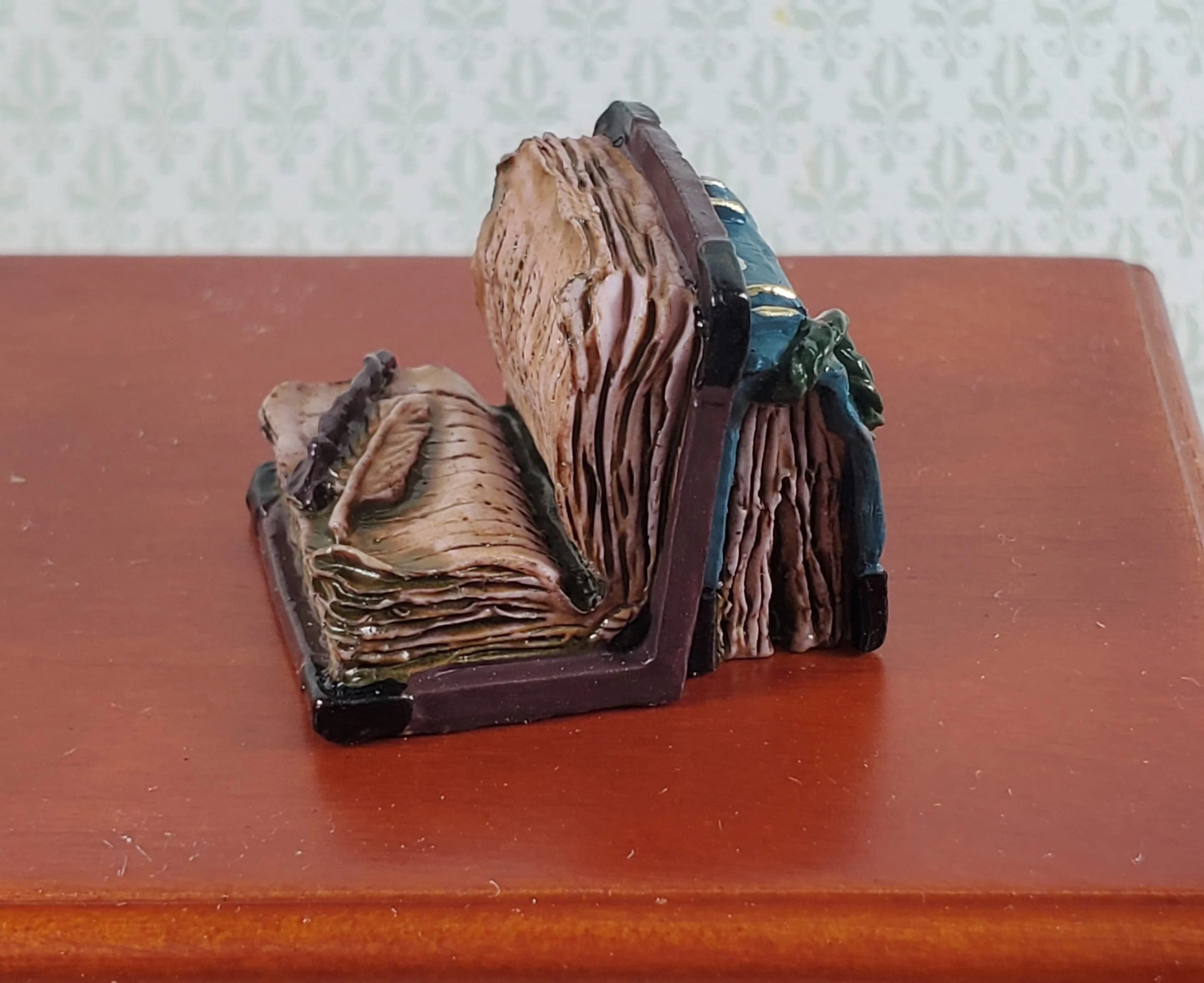 Dollhouse Old Book Display Worn Weathered Resin Feather Pen 1:12 Scale Miniature - Image 4