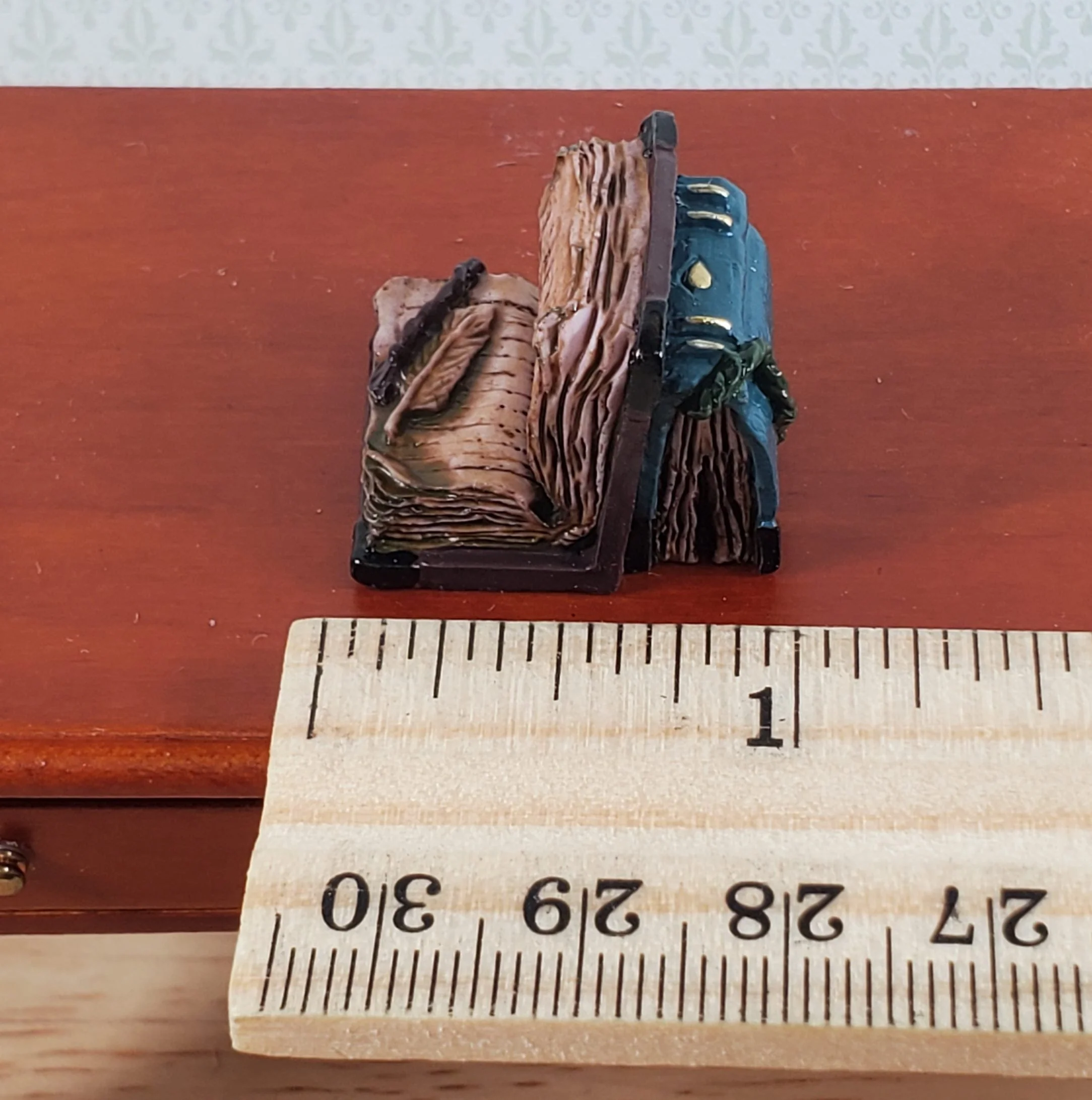 Dollhouse Old Book Display Worn Weathered Resin Feather Pen 1:12 Scale Miniature - Image 6