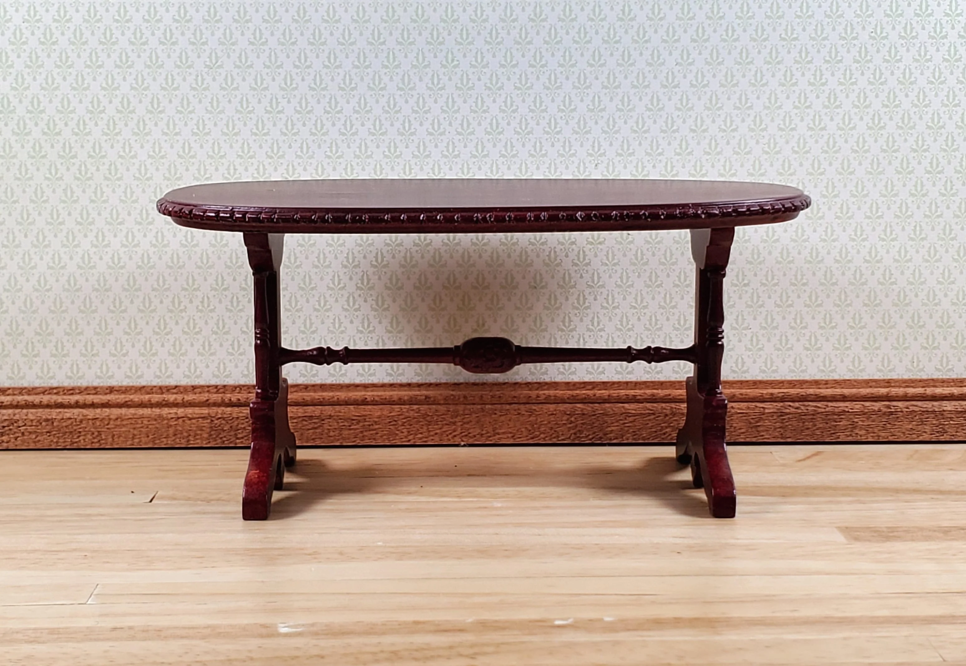 Dollhouse Oval Dining Table by Hansson Wood 1:12 Scale Miniature Mahogany Finish - Image 2