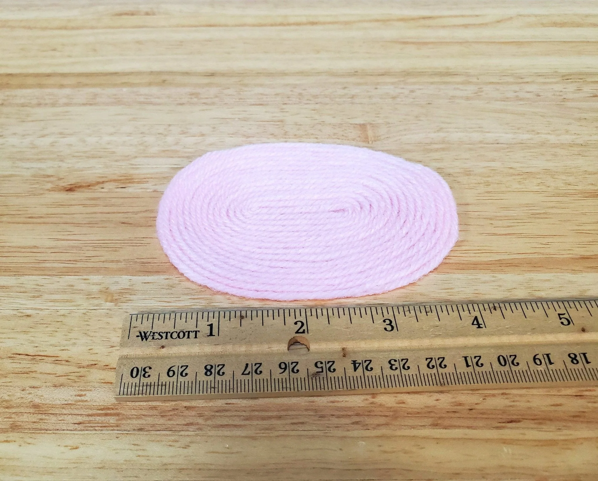 Dollhouse Oval Rug Pink Yarn Small 1:12 Scale Miniature Nursery - Image 3