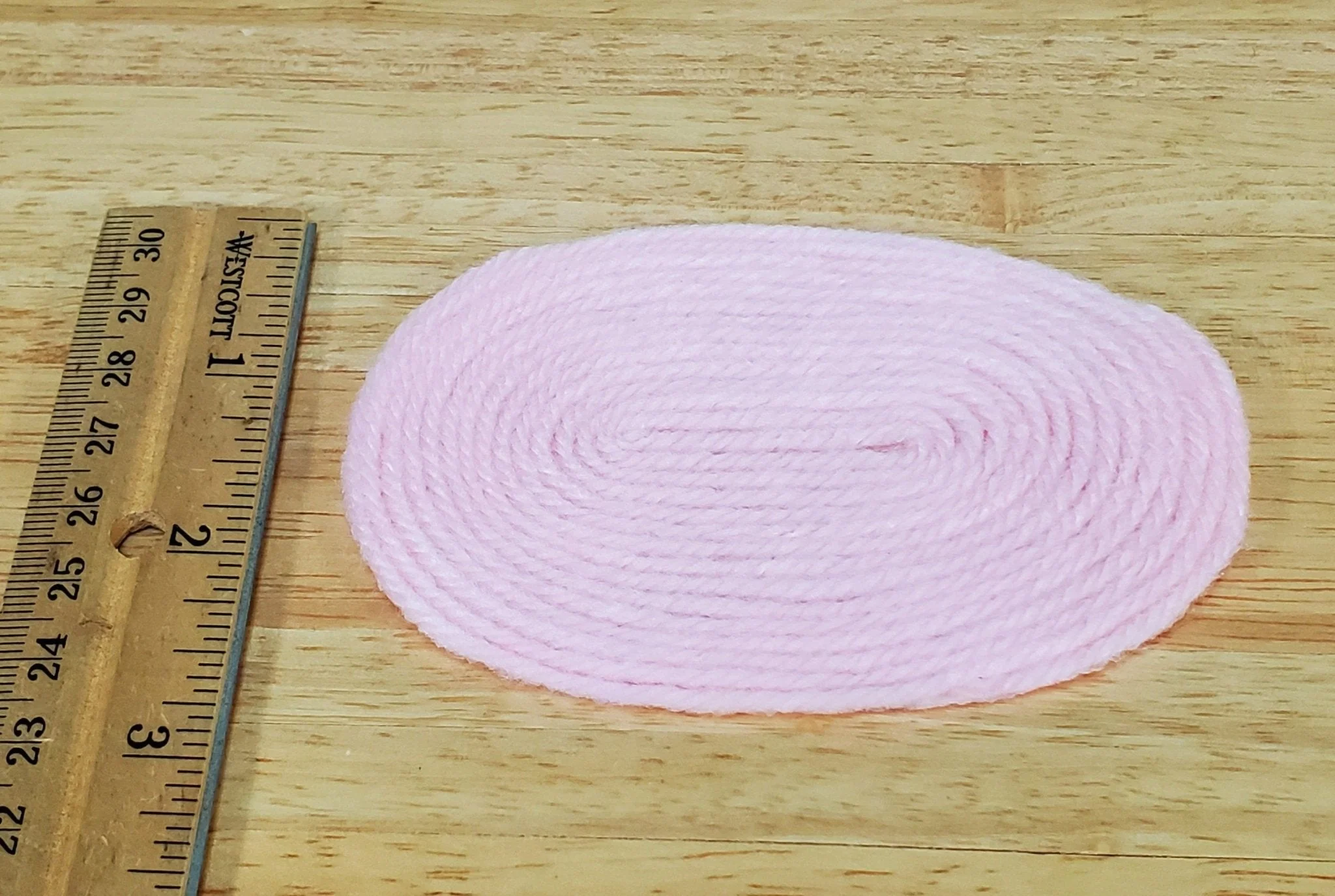 Dollhouse Oval Rug Pink Yarn Small 1:12 Scale Miniature Nursery - Image 4