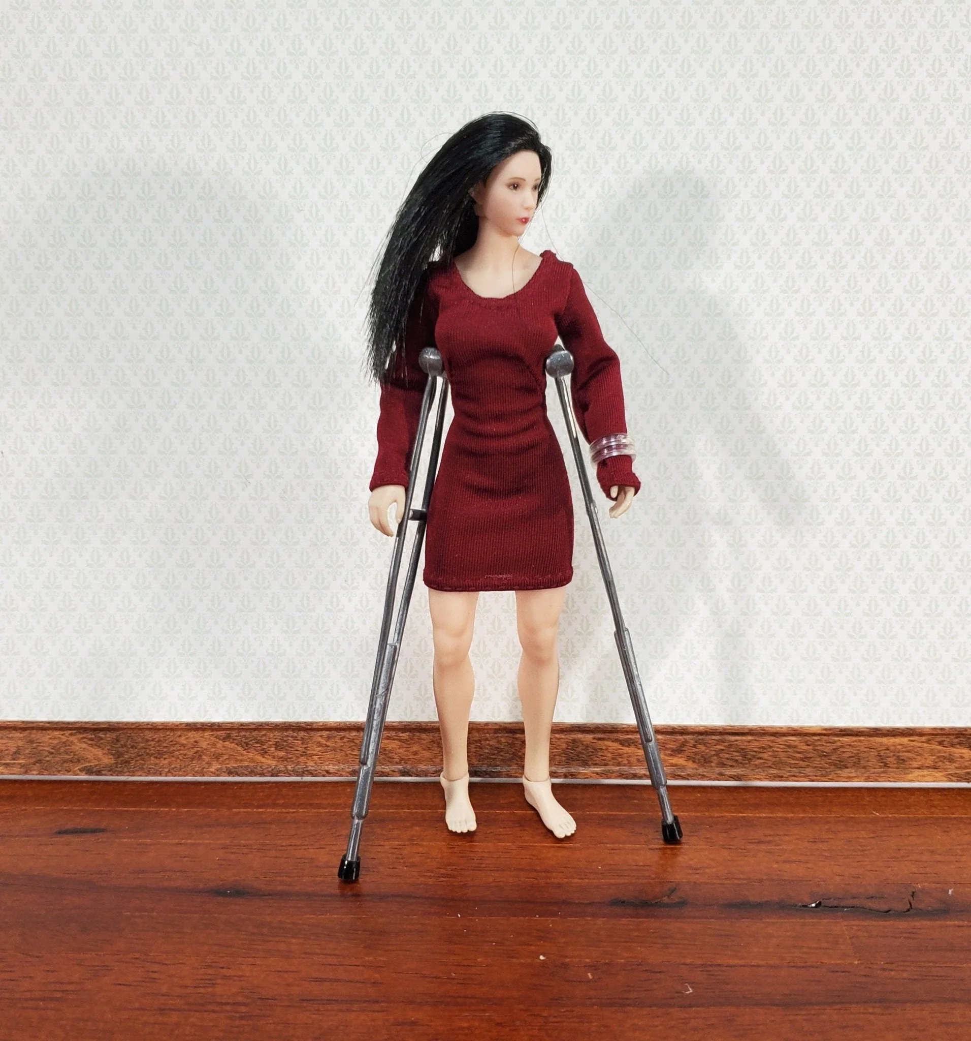 Dollhouse Pair of Crutches Small Tiny Metal 1:12 Scale Miniature Decor Hospital - Image 3