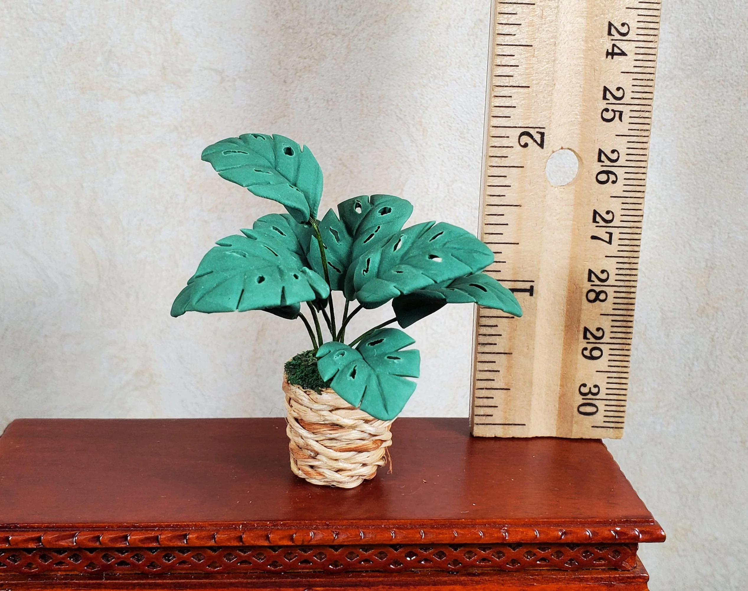 Dollhouse Palm Plant in Woven Basket Planter 1:12 Scale Miniature - Image 3