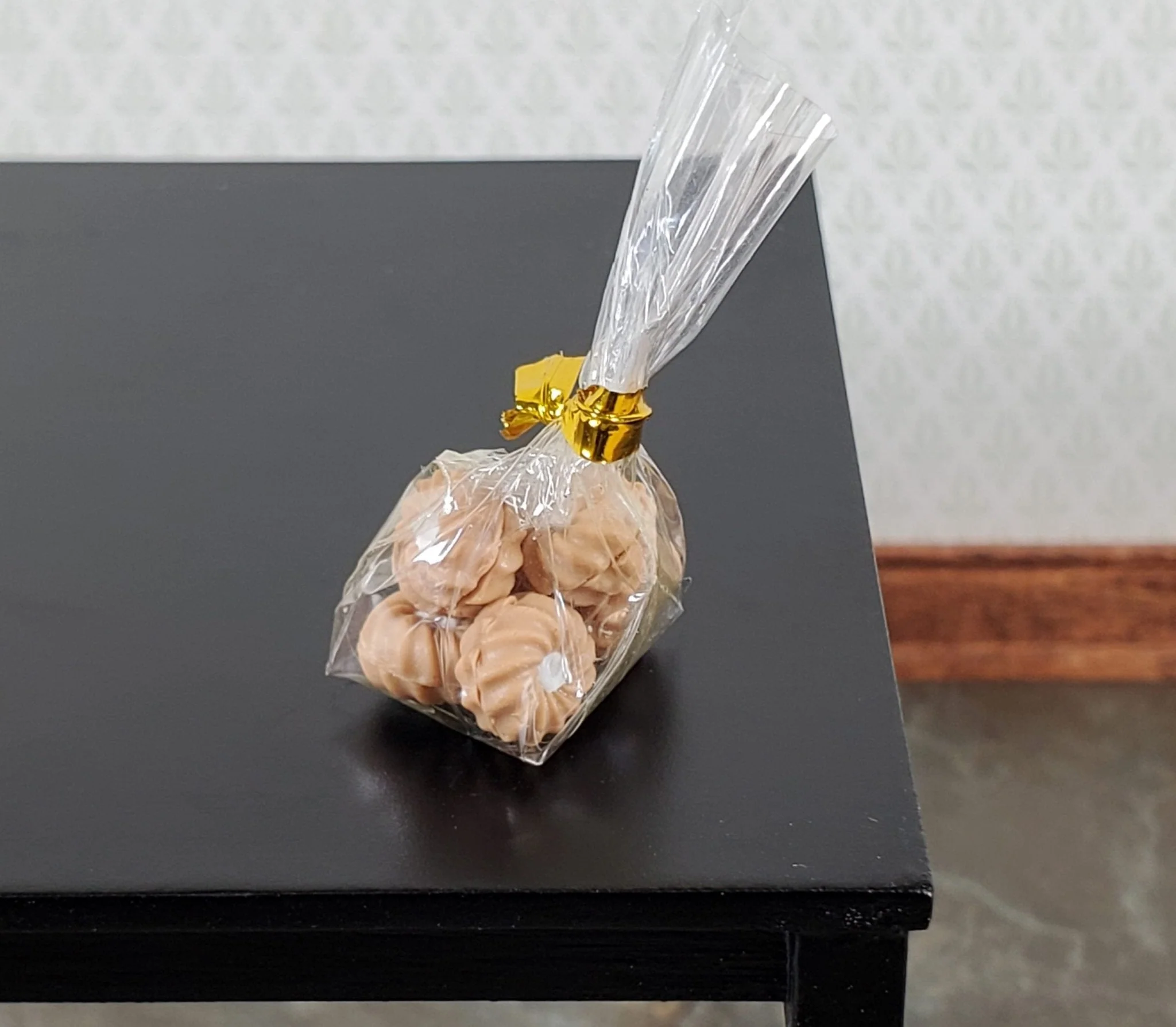 Dollhouse Pastry Puffs x10 Bagged 1:12 Scale Miniature Food Dessert Bakery - Image 2