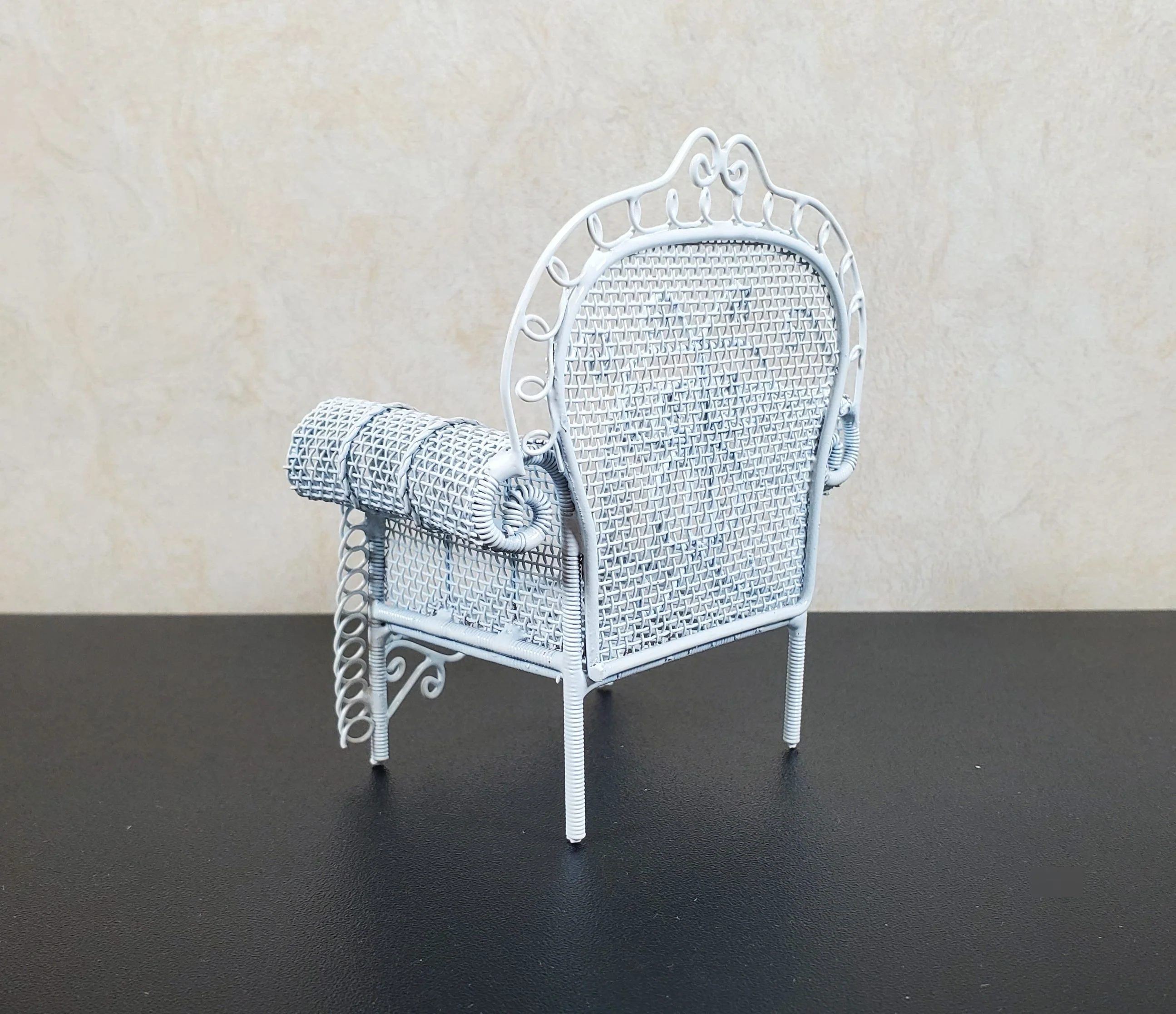 Dollhouse Patio Chair White Metal 1:12 Scale Miniature Fairy Garden Furniture - Image 3