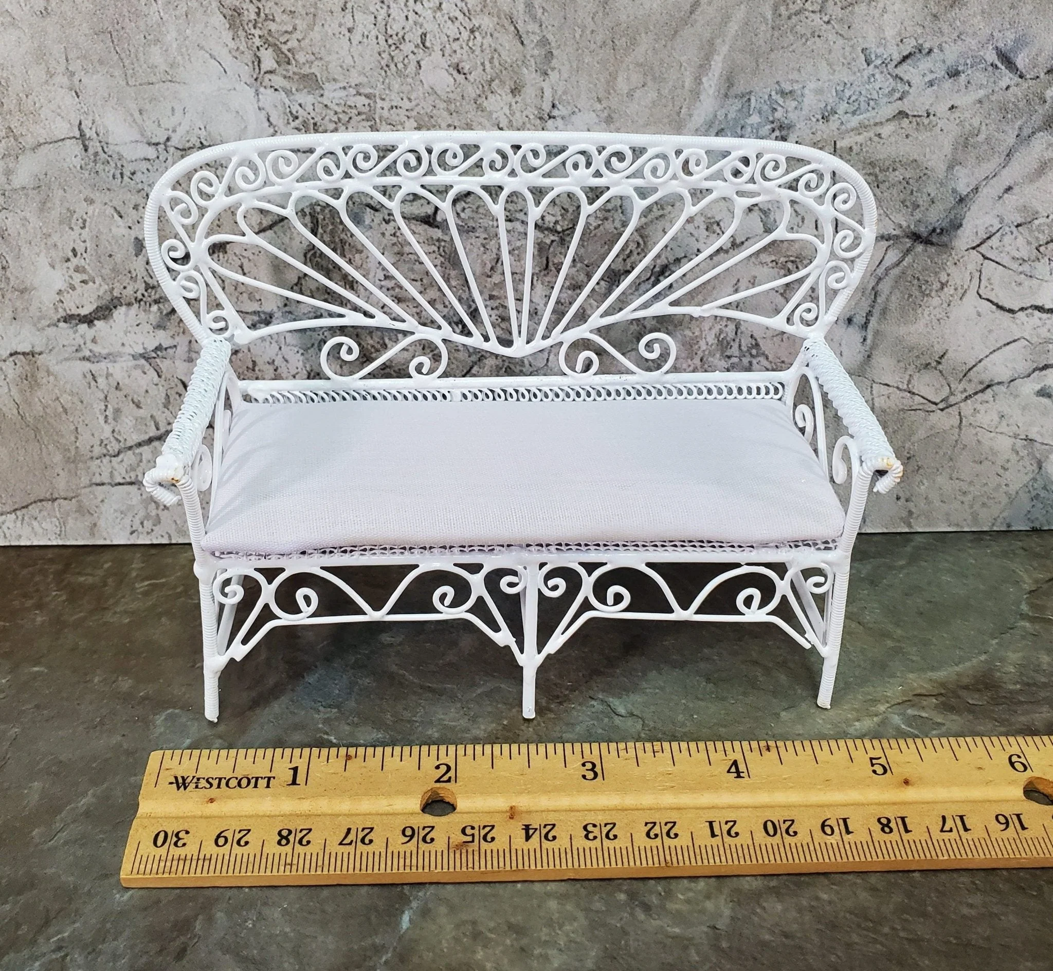 Dollhouse Patio Settee Sofa White Metal 1:12 Scale Miniature Fairy Garden - Image 4