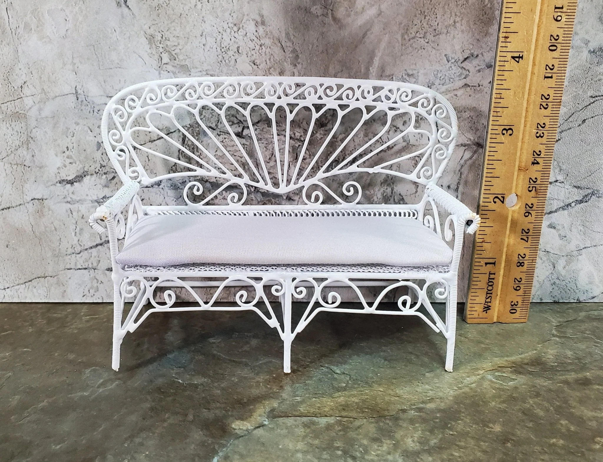 Dollhouse Patio Settee Sofa White Metal 1:12 Scale Miniature Fairy Garden - Image 5