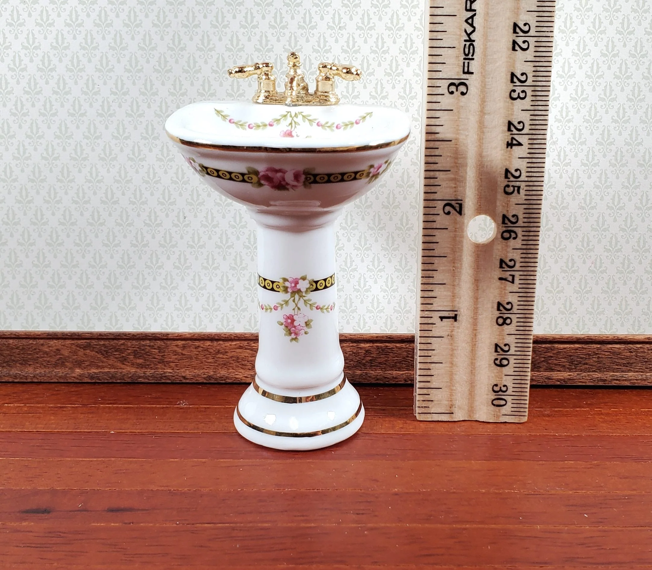 Dollhouse Pedestal Sink Bathroom Victorian Rose Reutter Porcelain 1:12 Scale - Image 4