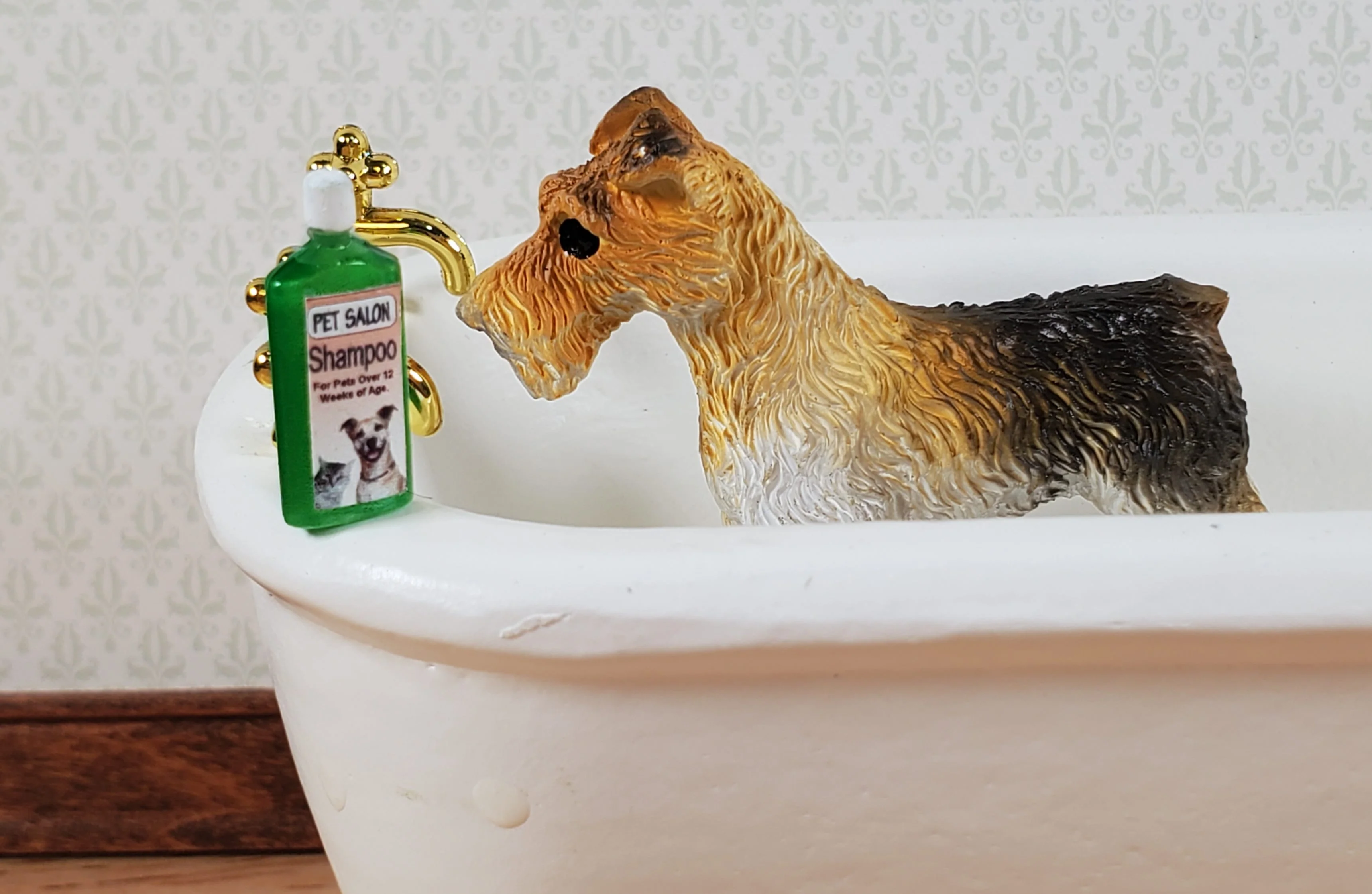 Dollhouse Pet Shampoo for Dogs and Cats 1:12 Scale Miniature Decor - Image 3
