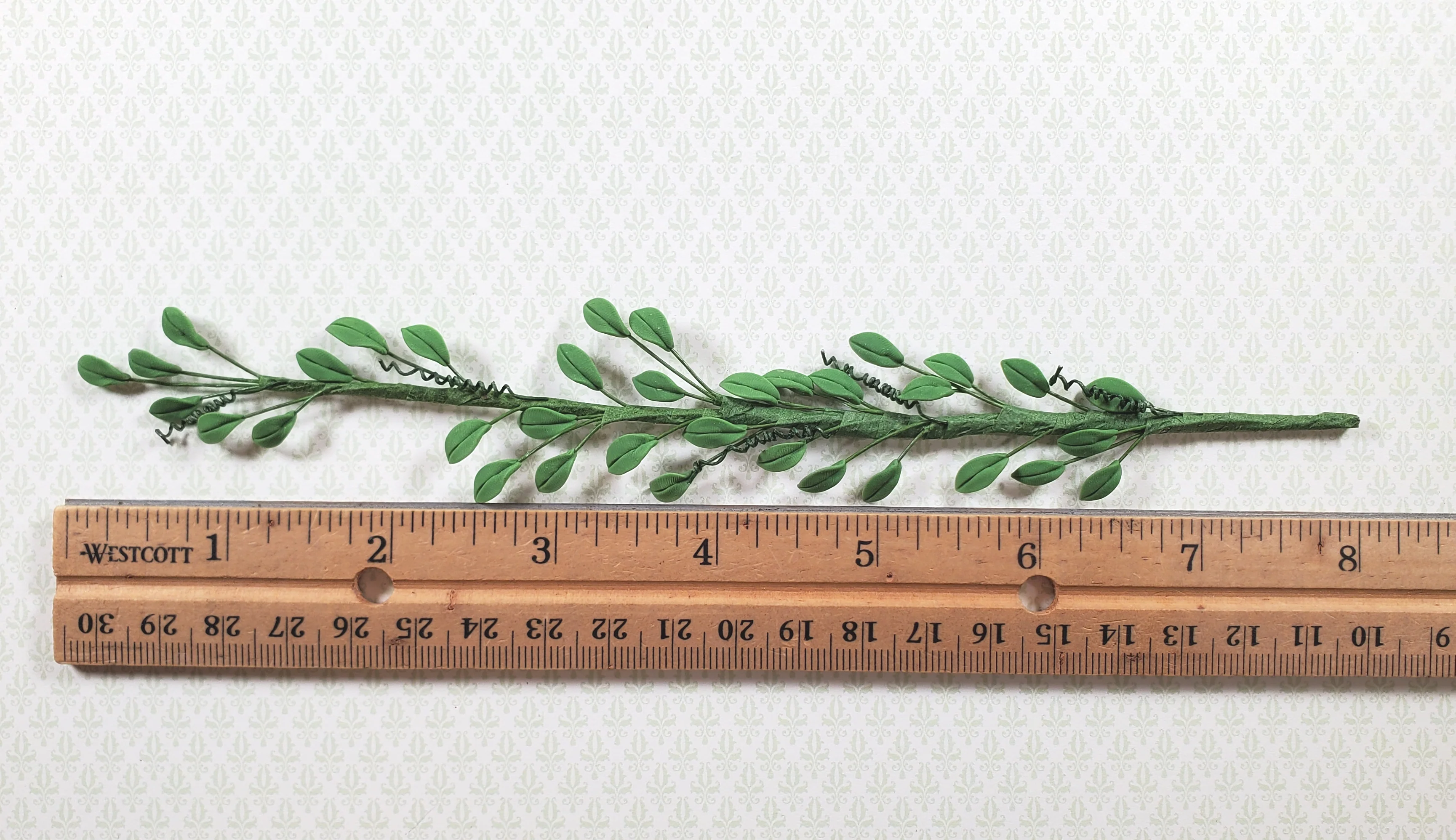 Dollhouse Philodendron Vine 8 Inches Long 1:12 Scale Miniature Garden Plants - Image 3