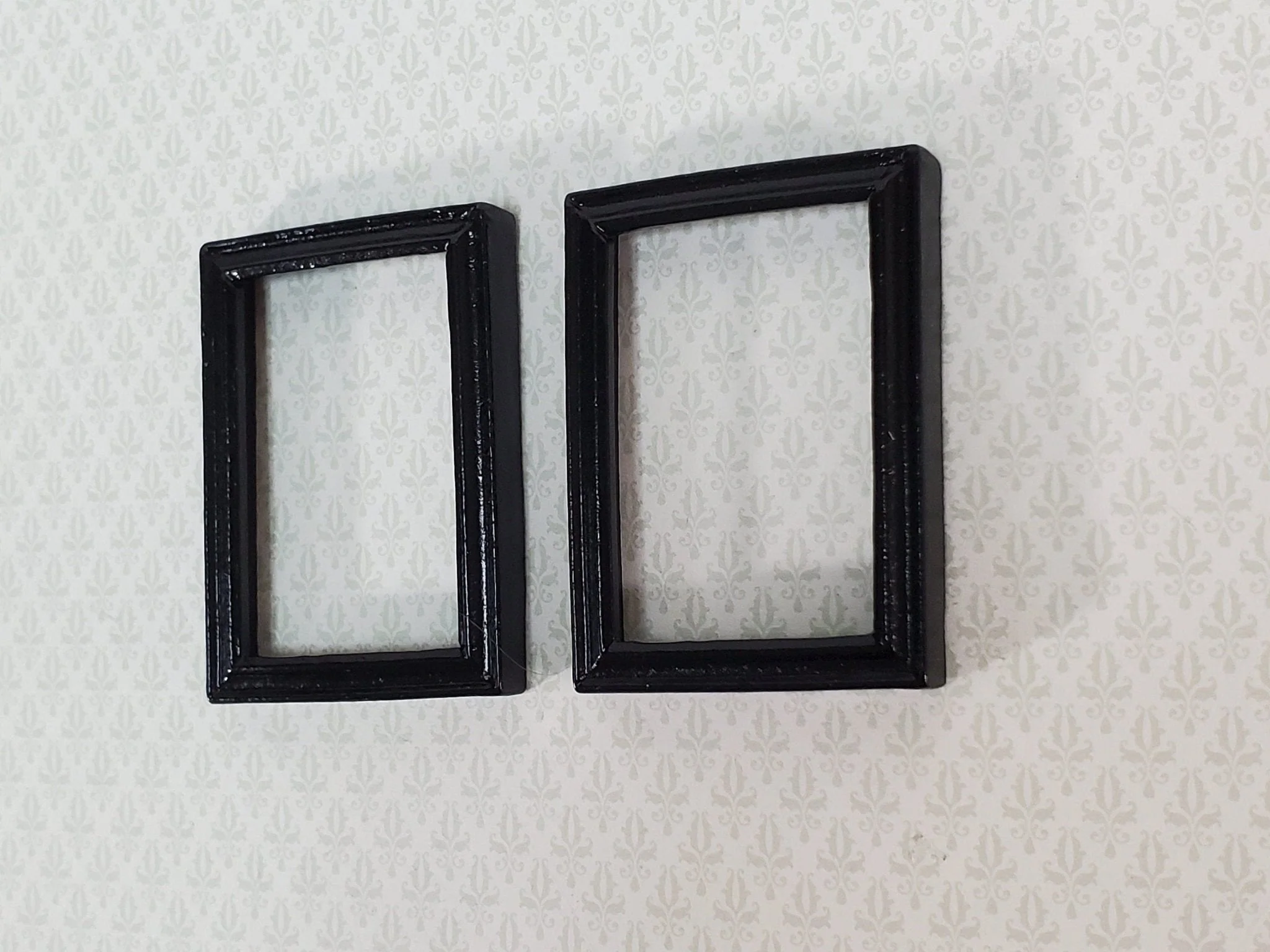 Dollhouse Picture Frame Set of 2 Small Black for Paintings 1:12 Scale Miniatures - Image 2