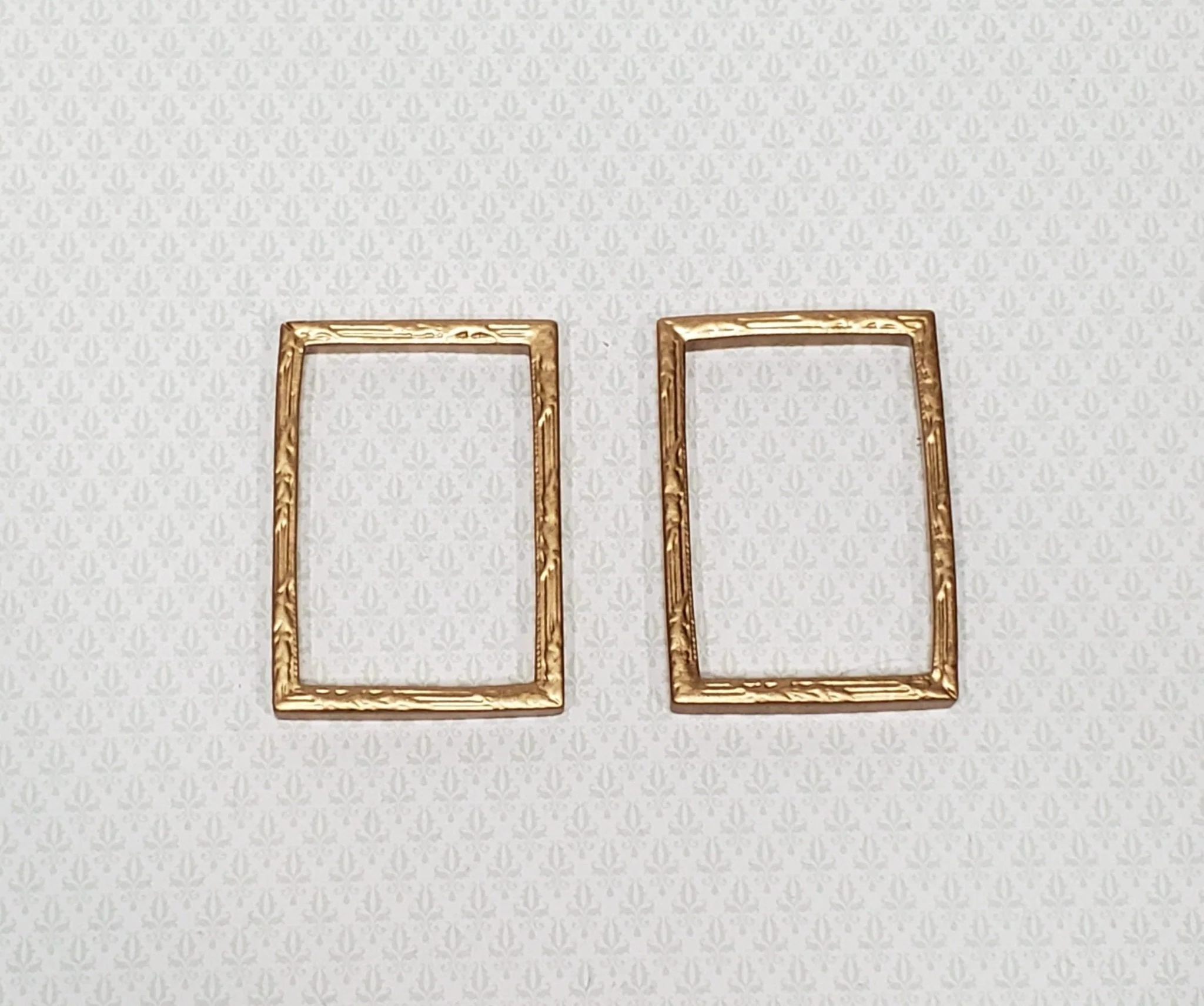 Dollhouse Picture Frames Set of 2 Gold for Painting 2.25" x 1.5" 1:12 Scale Miniatures
