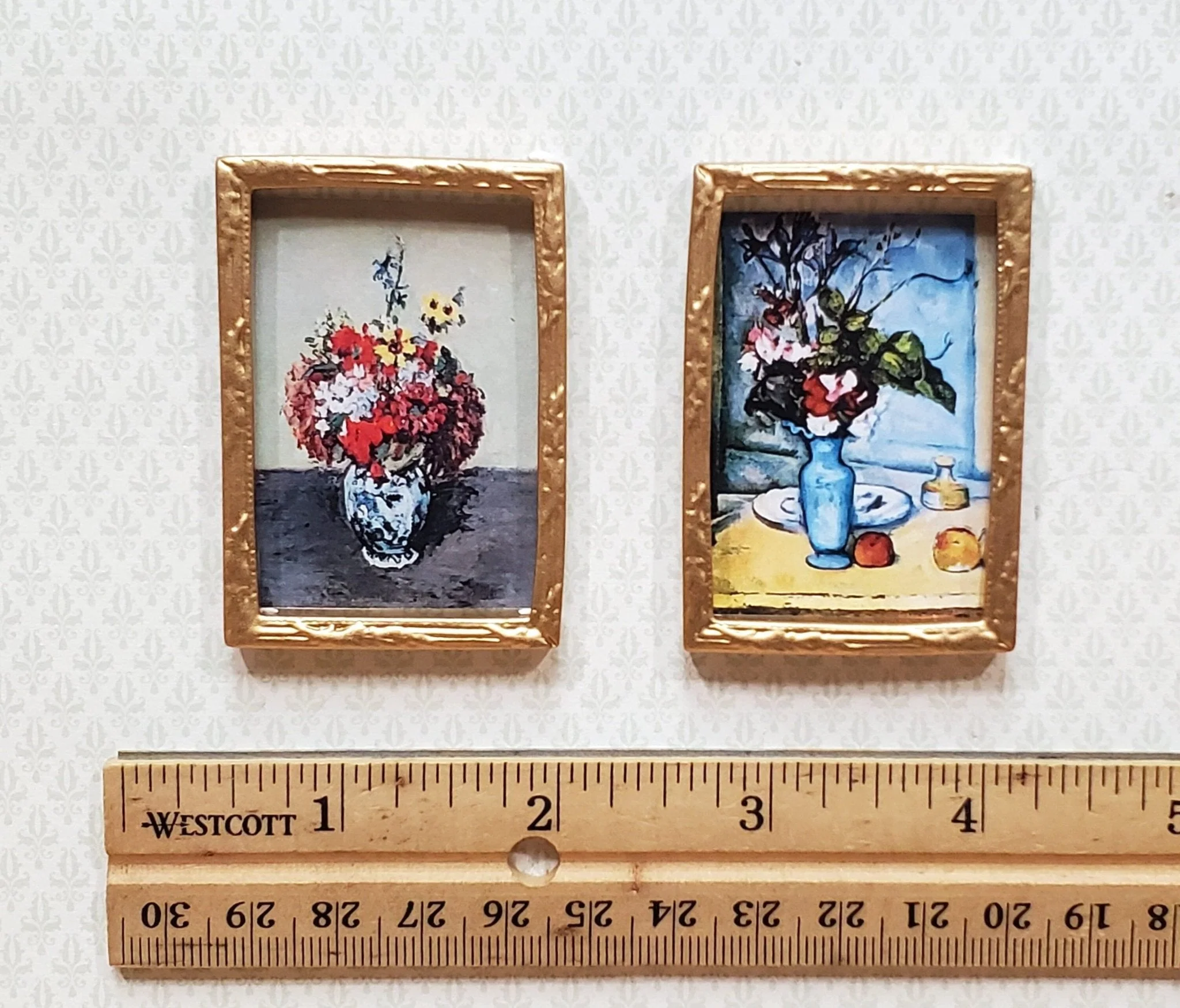 Dollhouse Picture Frames Set of 2 Gold for Painting 2.25" x 1.5" 1:12 Scale Miniatures - Image 6