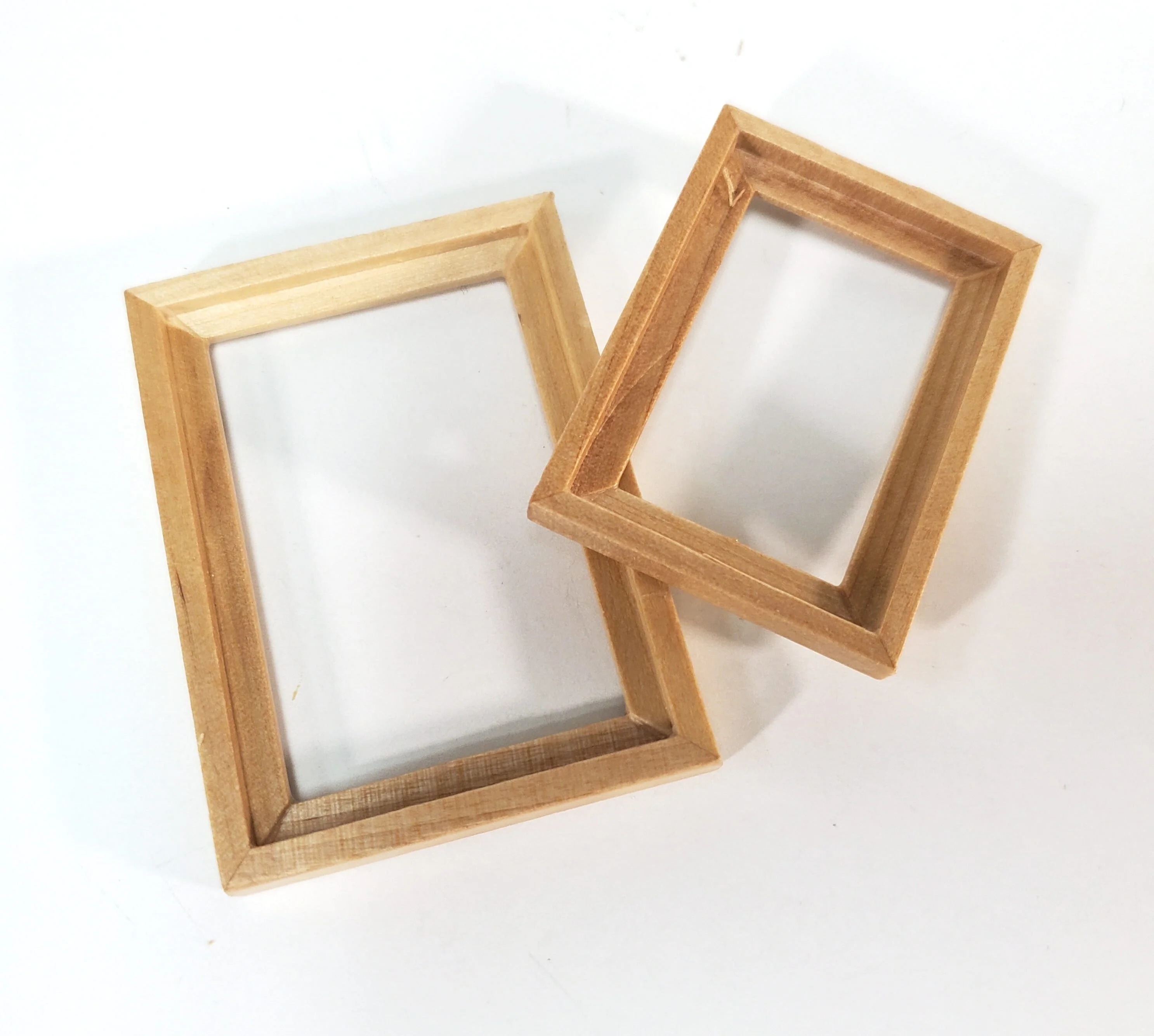 Dollhouse Picture Frames Set of 2 Sizes Wood Light Oak Finish 1:12 Scale Miniatures - Image 3