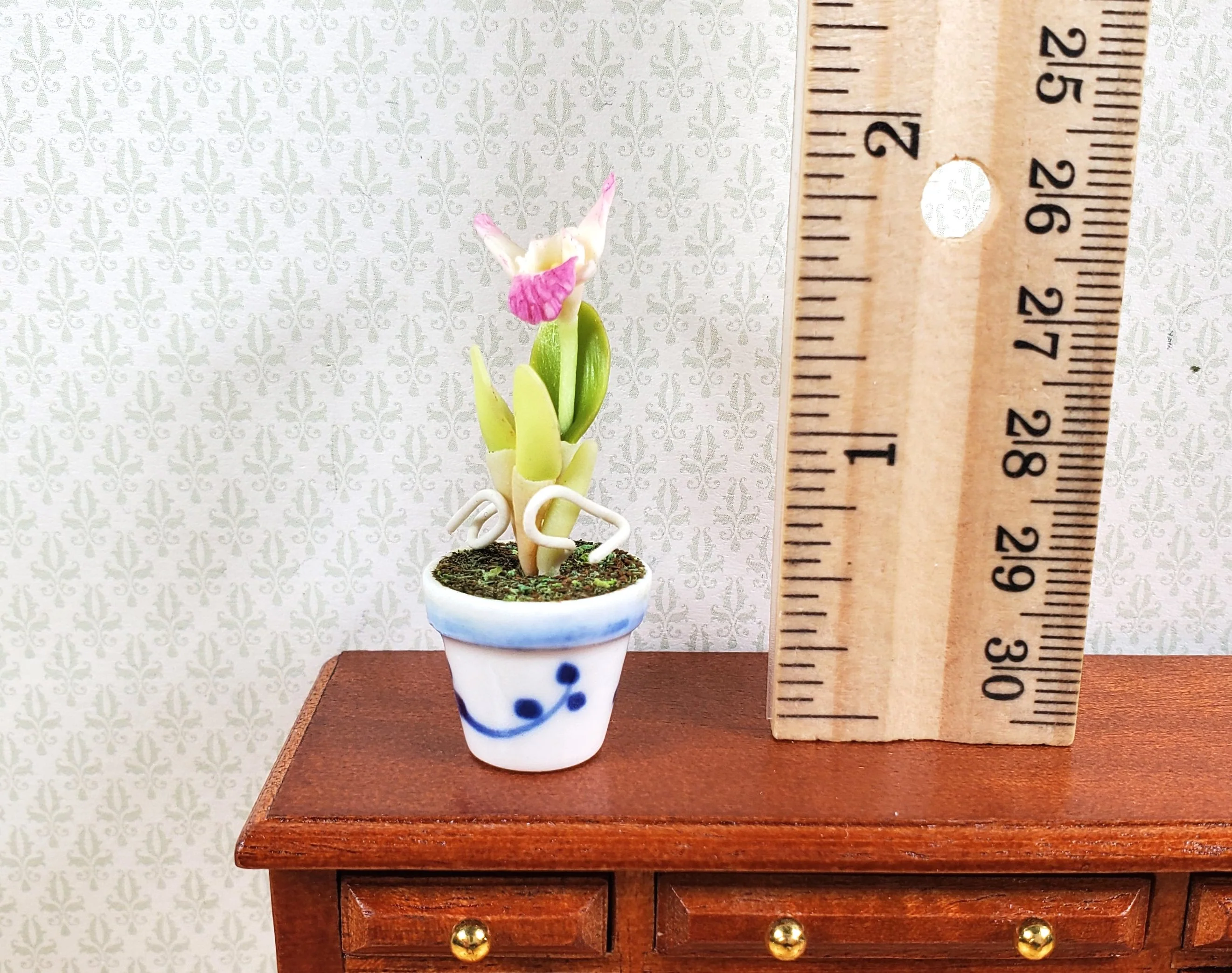 Dollhouse Pink and White Orchid in a Blue & White Ceramic Pot 1:12 Scale - Image 3