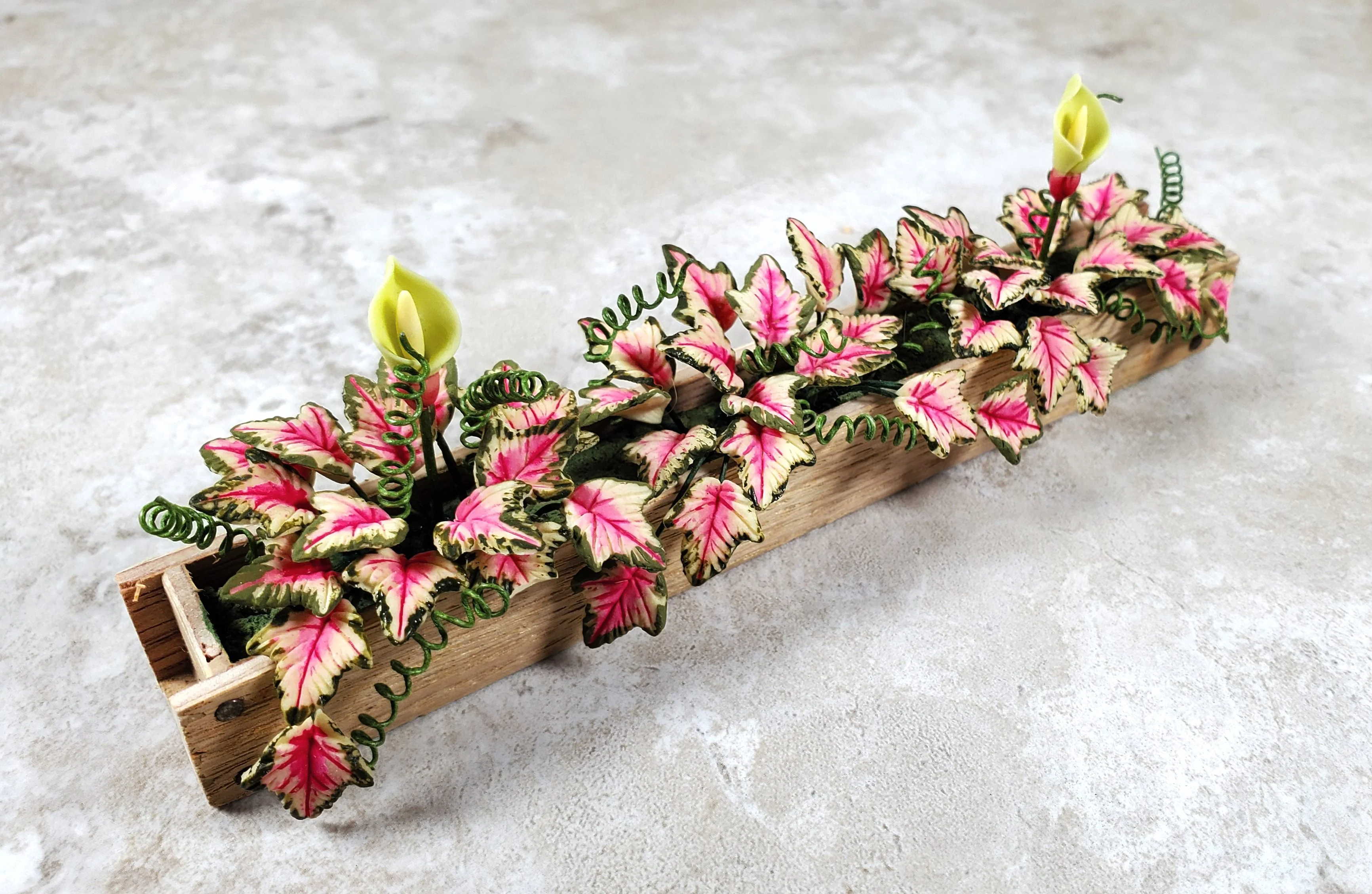 Dollhouse Pink Caladium in a 5.25" Window Box Planter 1:12 Scale Miniature - Image 2