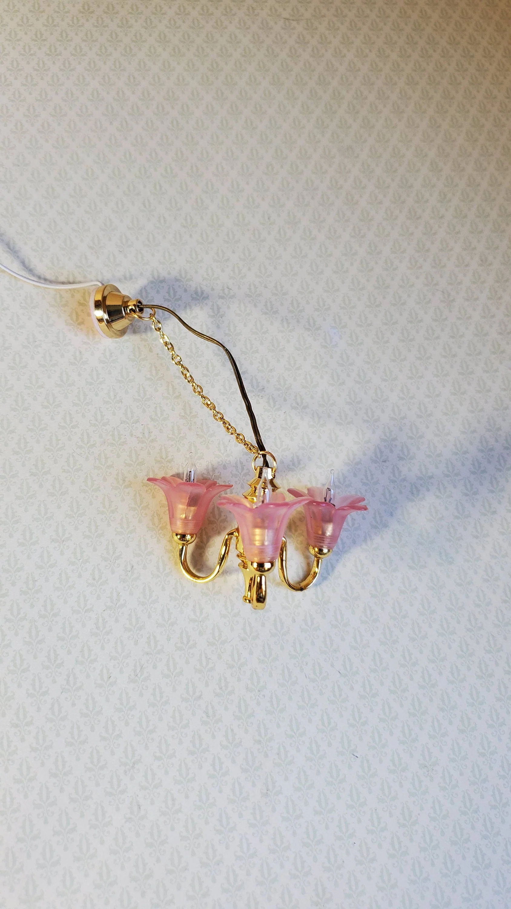 Dollhouse Pink Chandelier Flower Shade 3 Arm 12 Volt with Plug 1:12 Scale HW2736 - Image 5