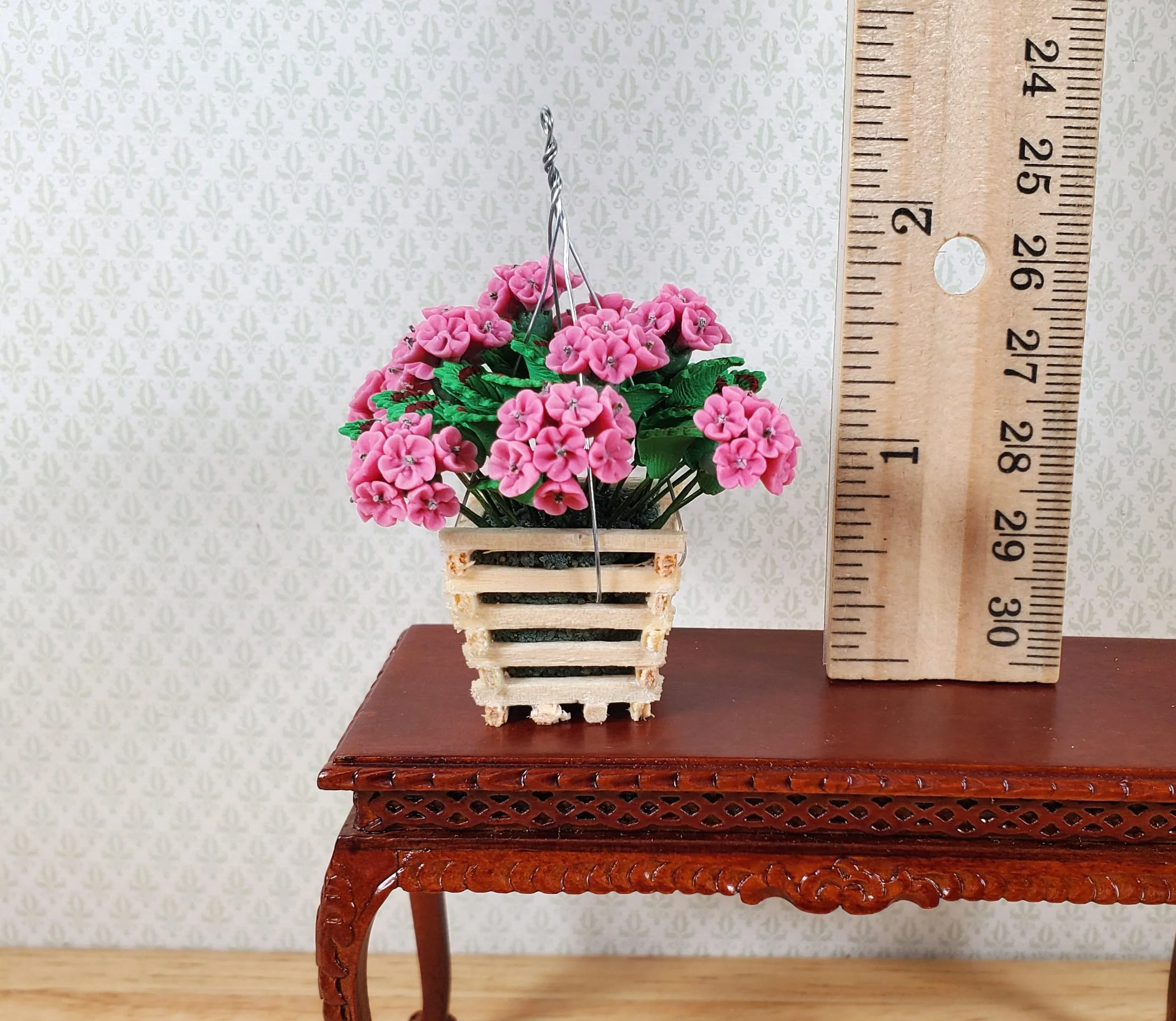 Dollhouse Pink Geranium Plant in Wood Hanging Planter 1:12 Scale Miniature - Image 3