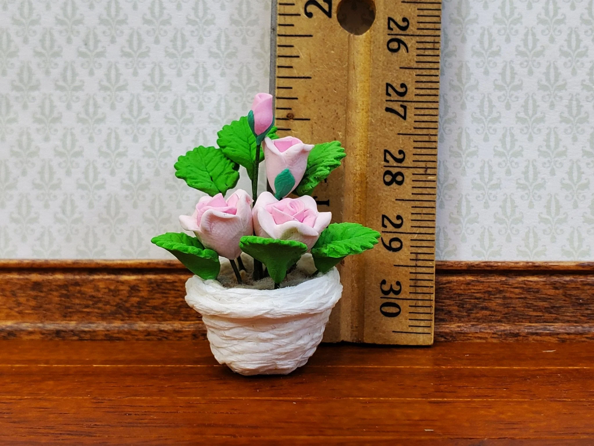 Dollhouse Pink Roses Flowers in a Basket 1:12 Scale Miniature Garden Plants - Image 5