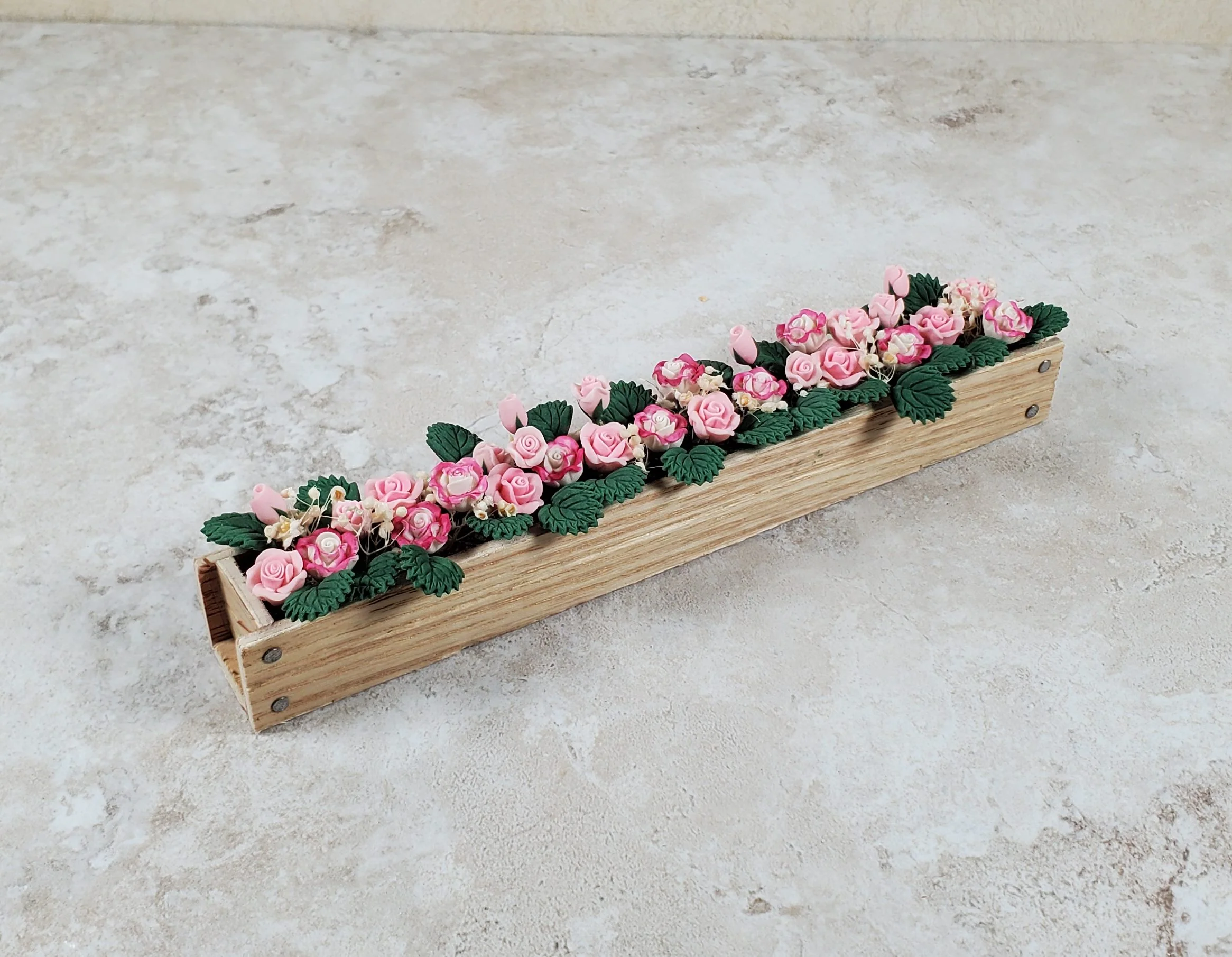 Dollhouse Pink & White Roses in a 5.5" Window Box Planter 1:12 Scale Miniature - Image 2