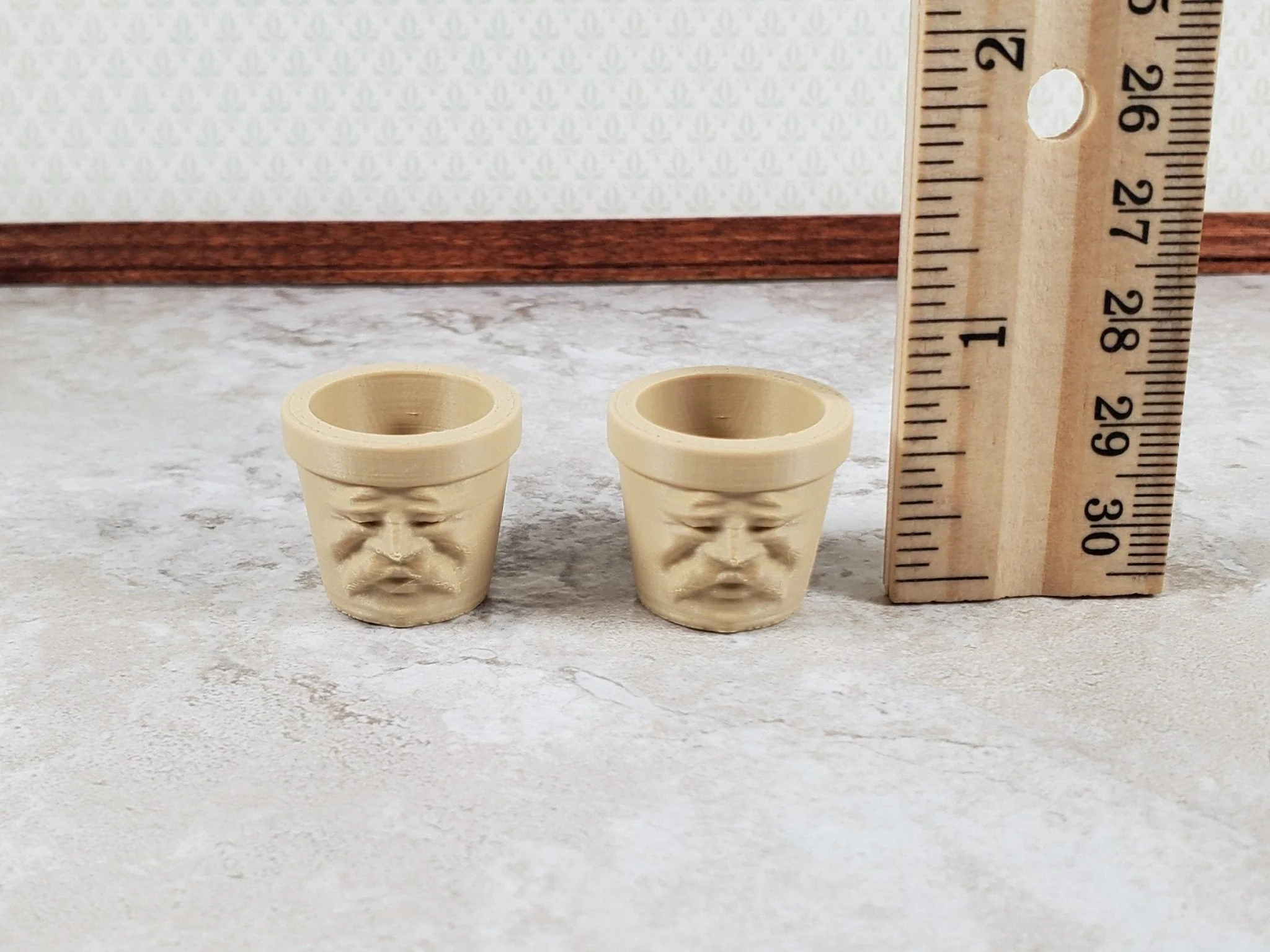 Dollhouse Planters Pots with Faces Set of 2 1:12 Scale Miniature Garden Decor - Image 4