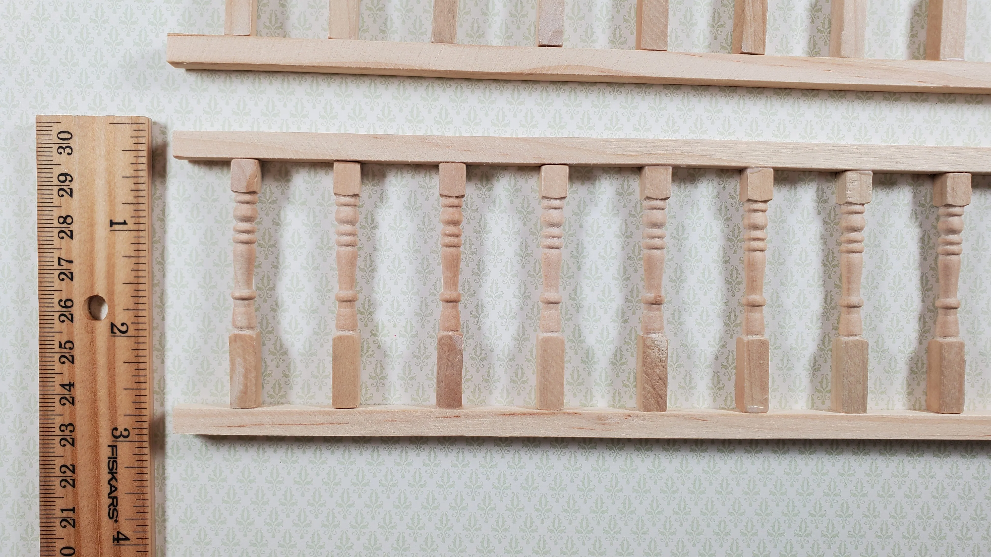 Dollhouse Porch Railing x2 Pieces for Porches Decks Gardens 1:12 Scale Miniature - Image 3