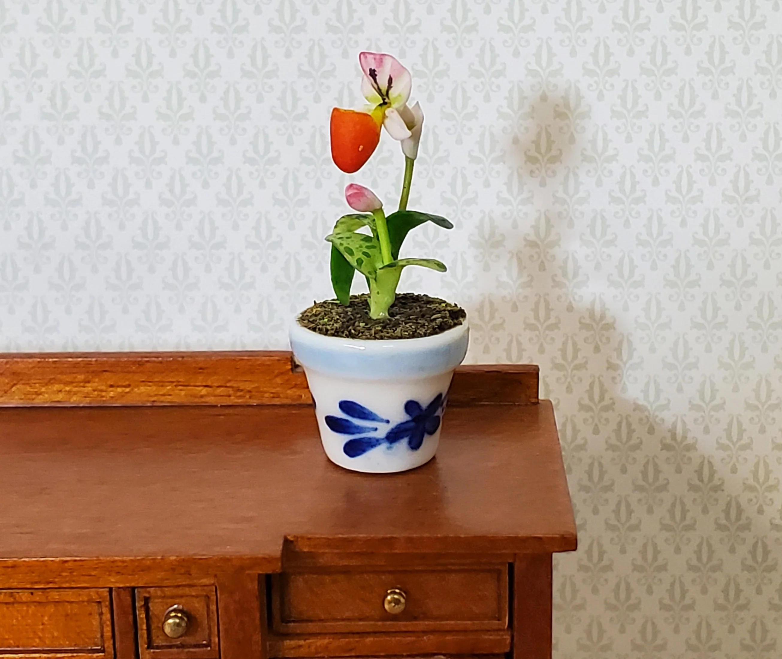 Dollhouse Potted Orchid Pink & White Flowering Plant in Ceramic Pot 1:12 Scale - Image 2