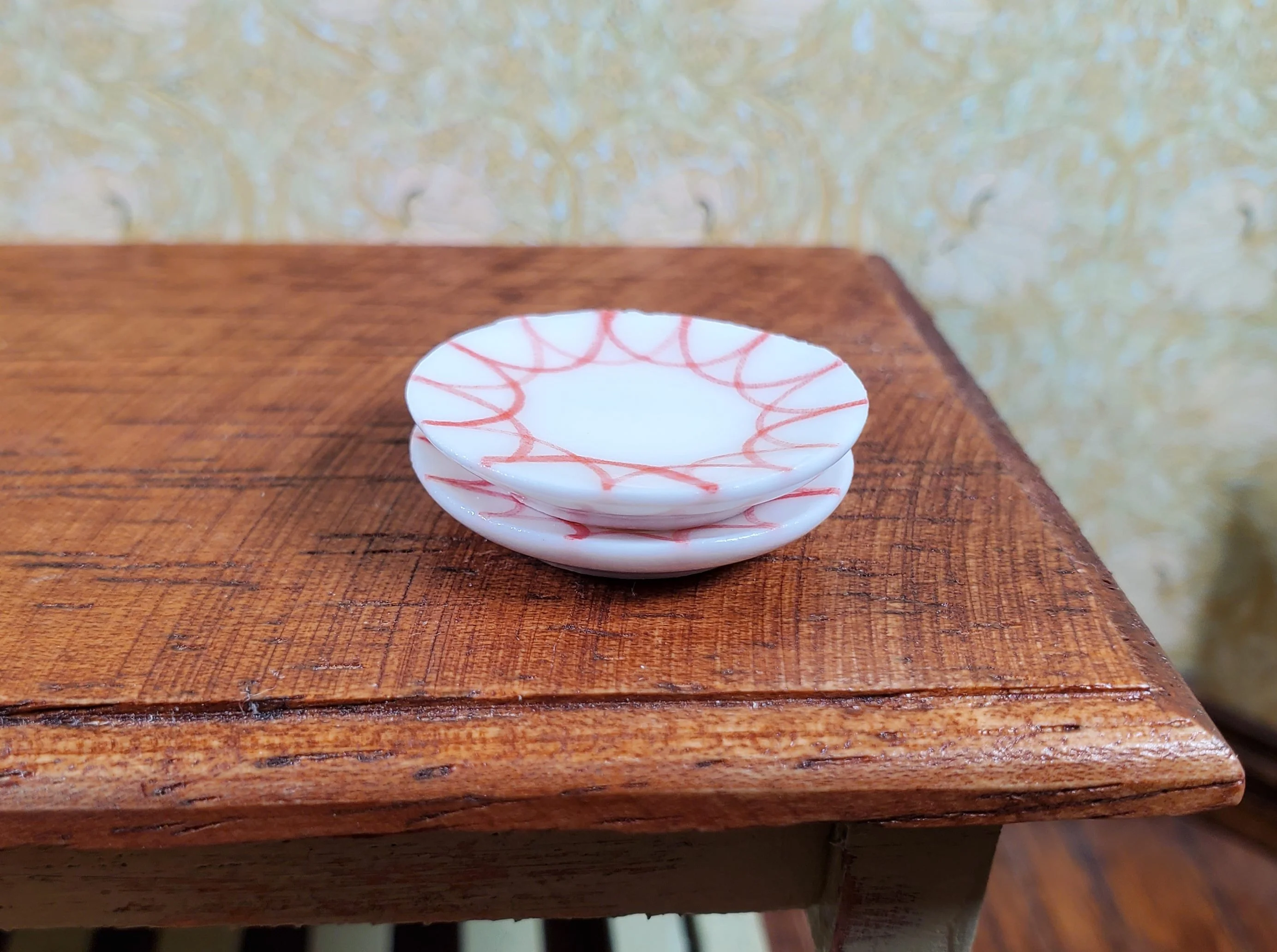 Dollhouse Red Design Porcelain Plates Set of 2 1:12 Scale Miniatures - Image 2