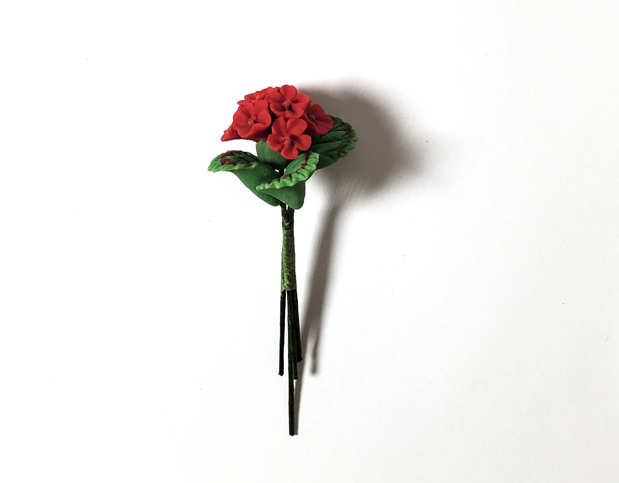 Dollhouse Red Geranium Single Stem with Foliage 1:12 Scale Miniature